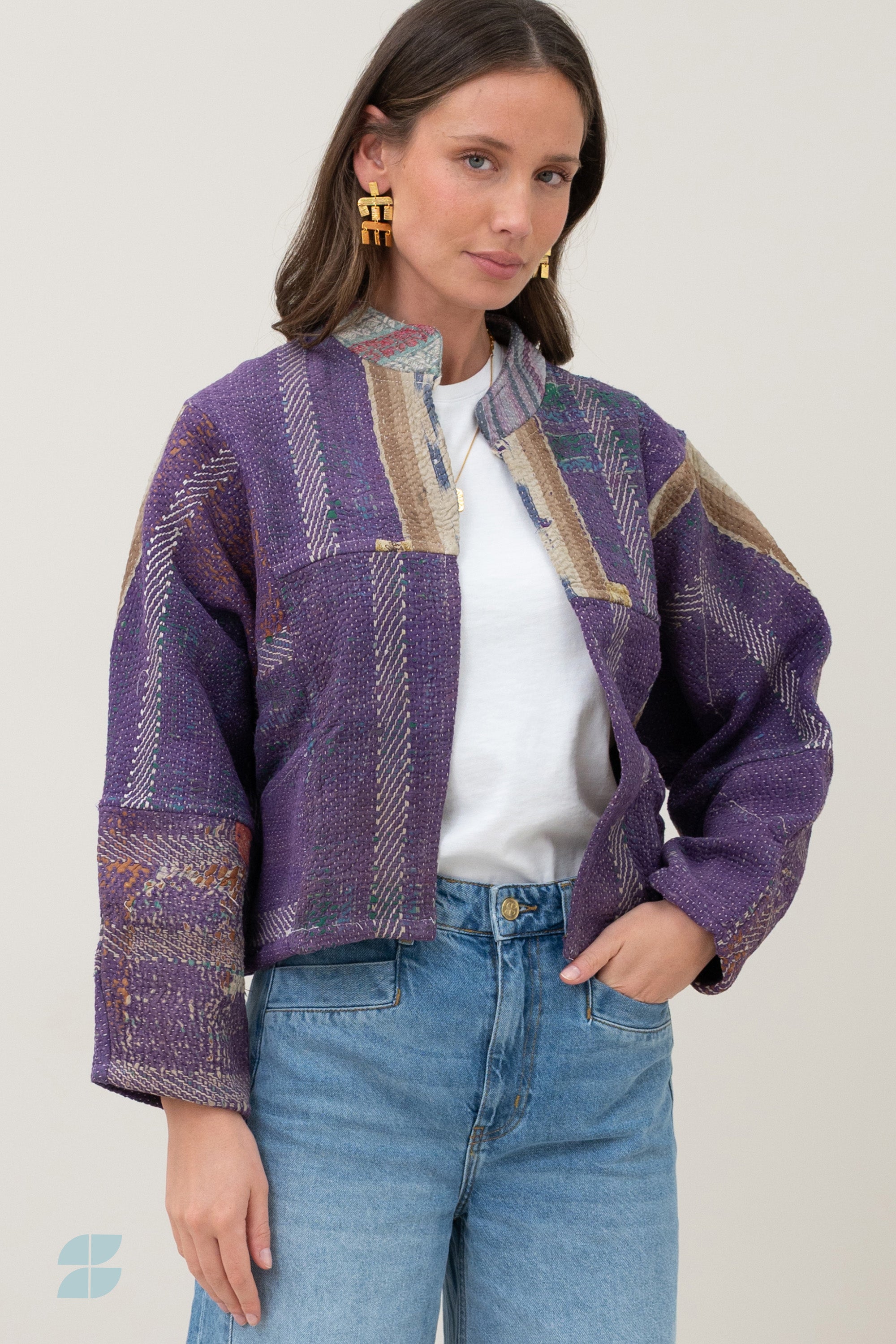 blossom-antic-jacket-arrah-b-2-elk item is uniek-must-have essential-draagbaar aan beide zijden-by-bar-sfeerbeeld