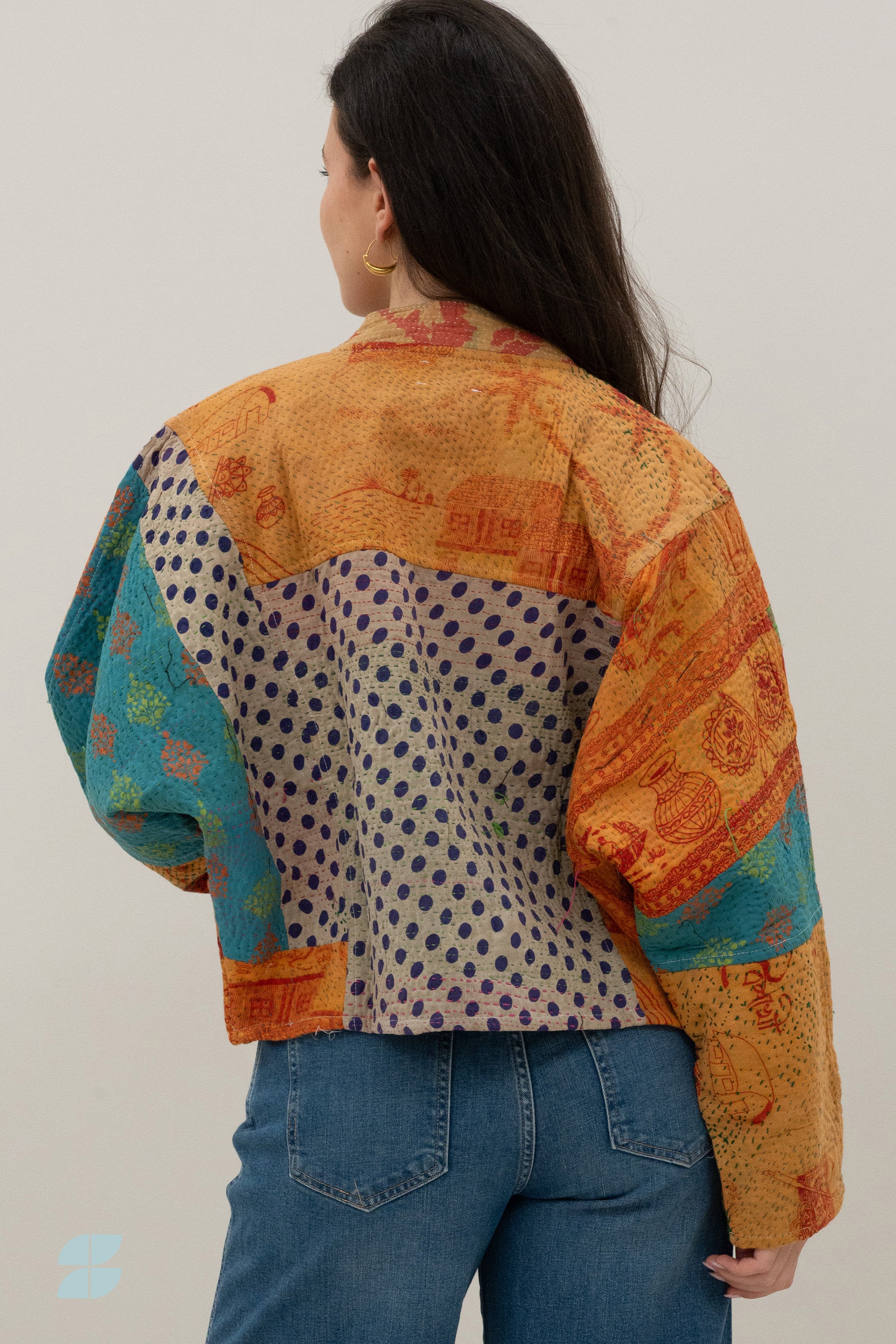 blossom-antic-jacket-gaya-j-2-elk item is uniek-must-have essential-draagbaar aan beide zijden-by-bar-vooraanzicht