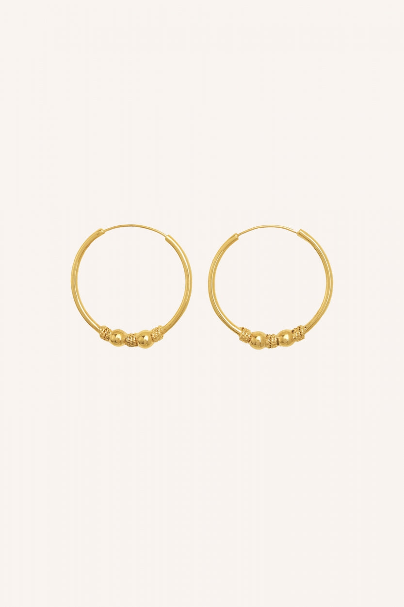 lizzy-earring-gold-gold plated-all-time classic-by-bar-sfeerbeeld