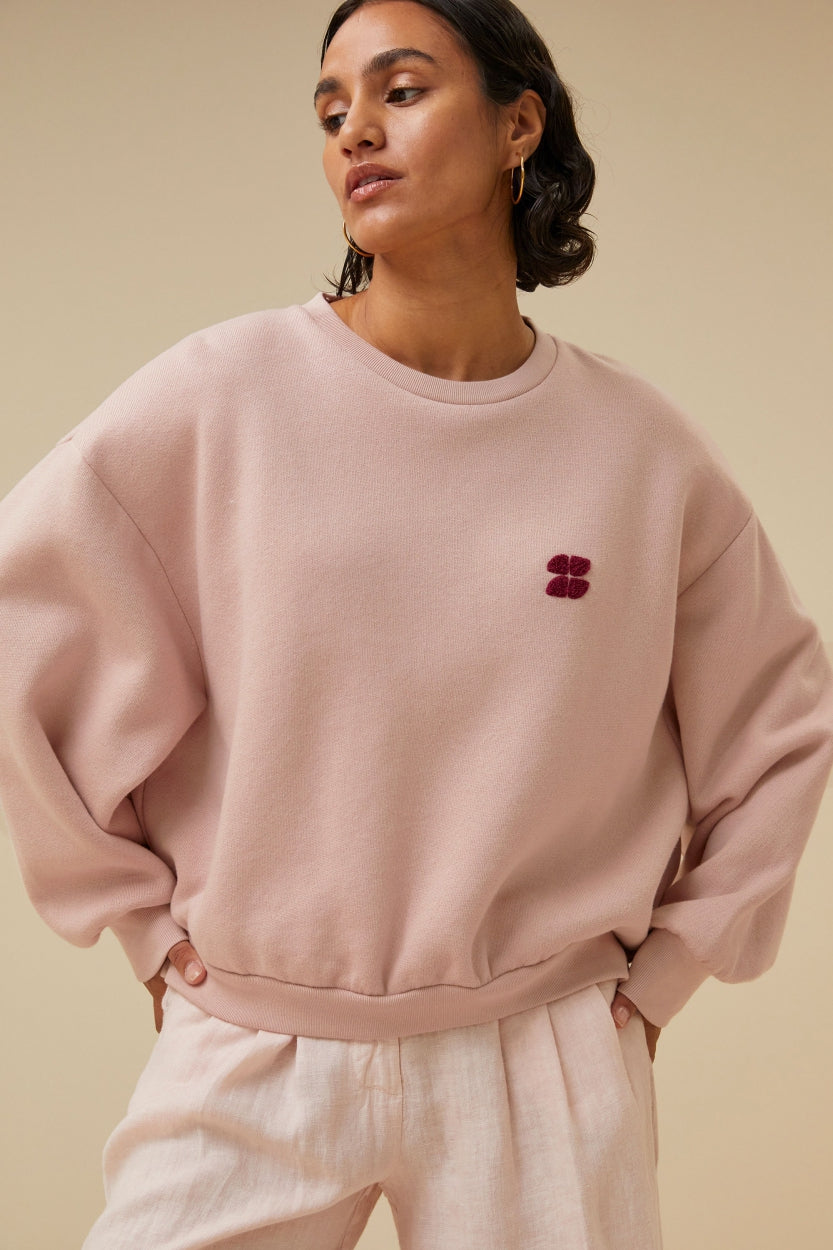 bibi short logo sweater | light violet
