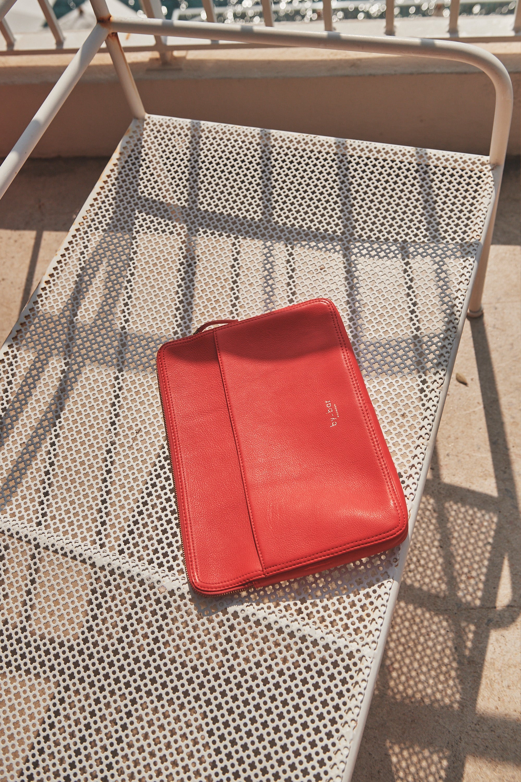 laptop bag | poppy-red