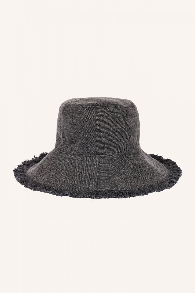 fringed bucket hat | jet black