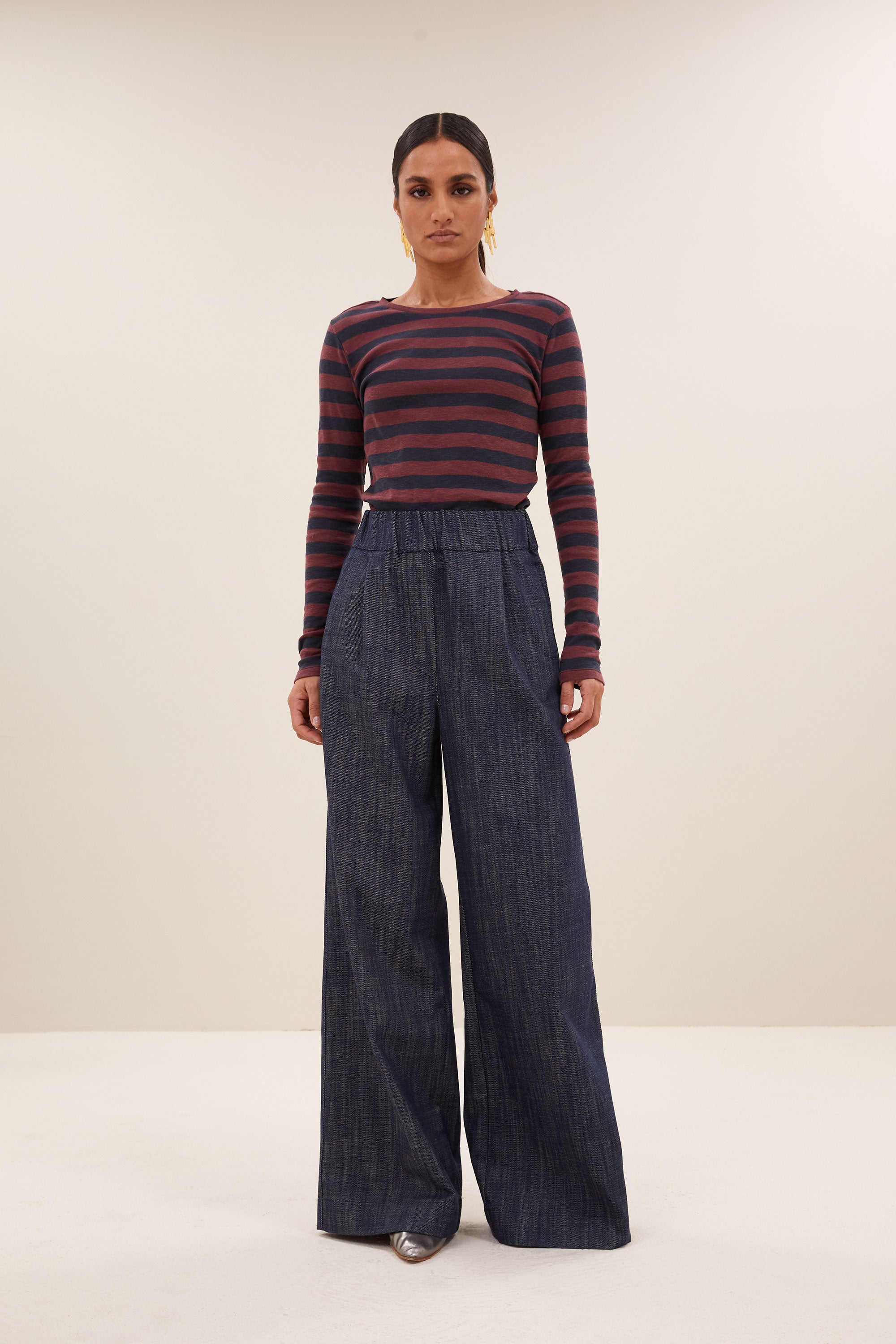 basic ls melange stripe top - pecan, all-time classic, aansluitende fit, must-have essential - by-bar - aanvullende foto