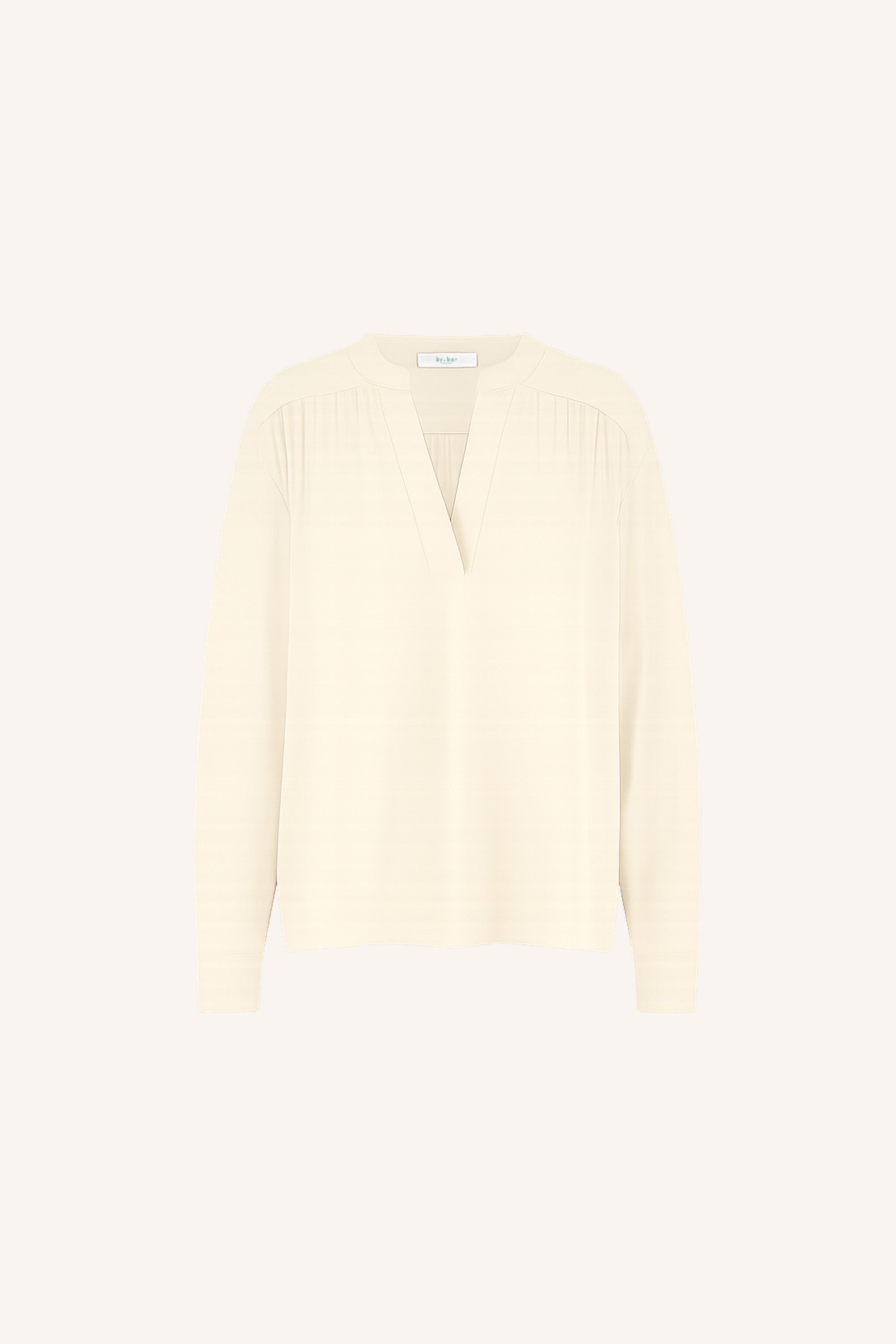 meja viscose blouse - cream, knoopsluiting, losvallende pasvorm, geplooide details - by-bar - detailfoto
