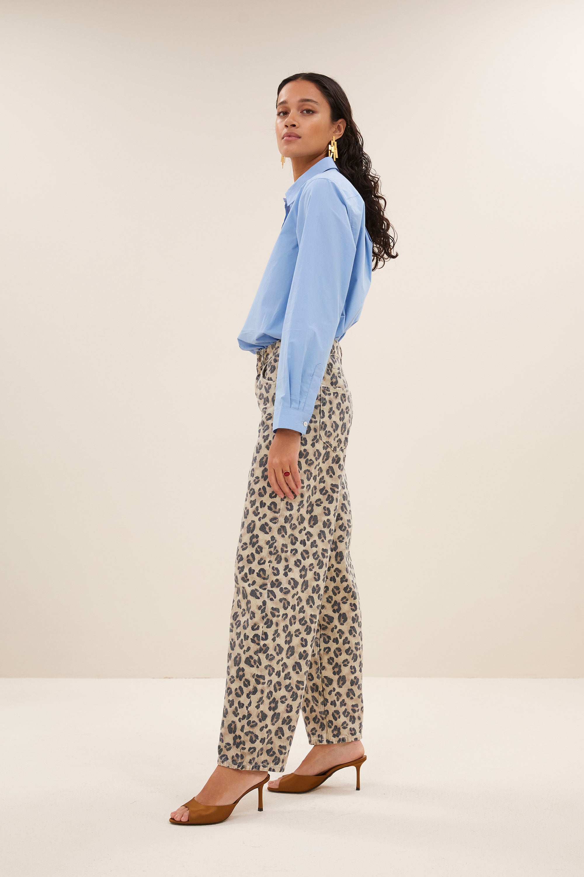 blouse – joly poplin blouse - sky blue – by-bar