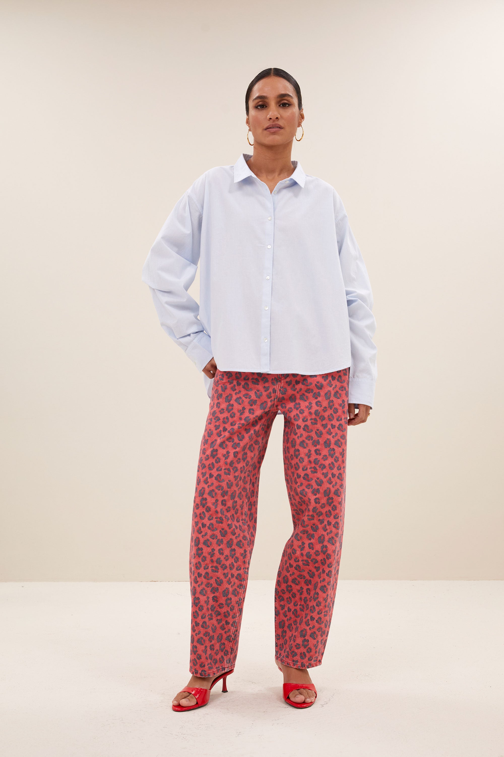 blouse – flo chambray blouse - light blue – by-bar