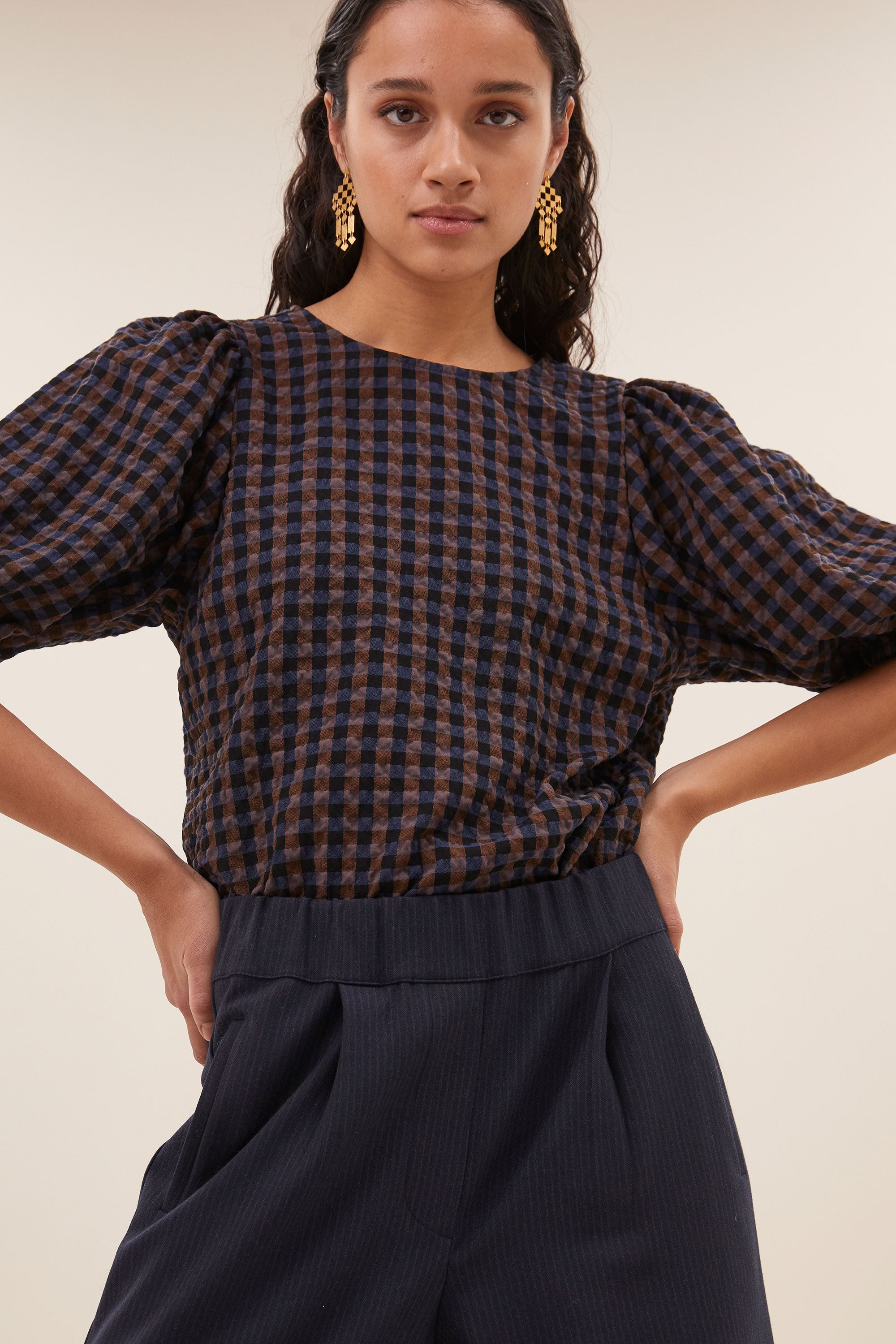 jet check blouse - little check, volumnieuze mouwen, strik, ronde halslijn - by-bar - achteraanzicht