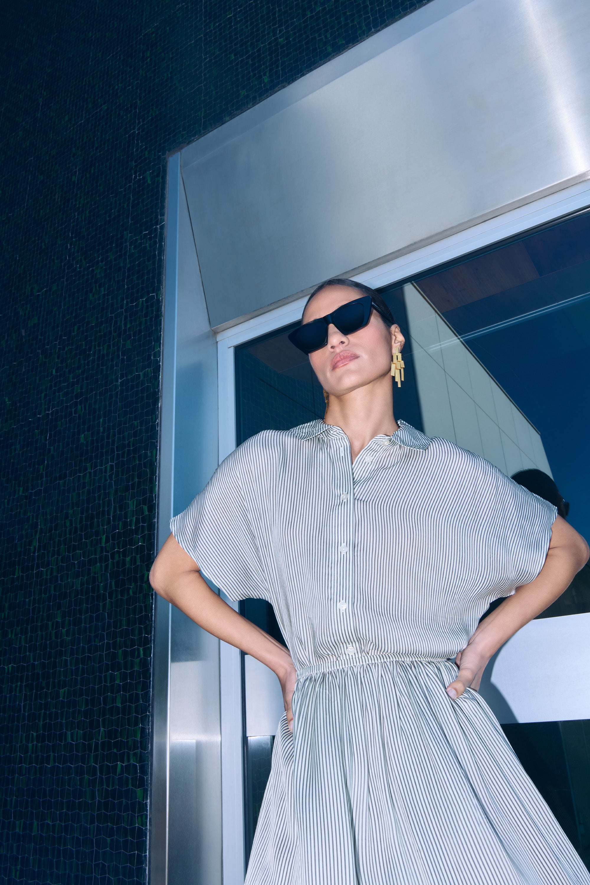 karly viscose stripe blouse | graphite stripe print