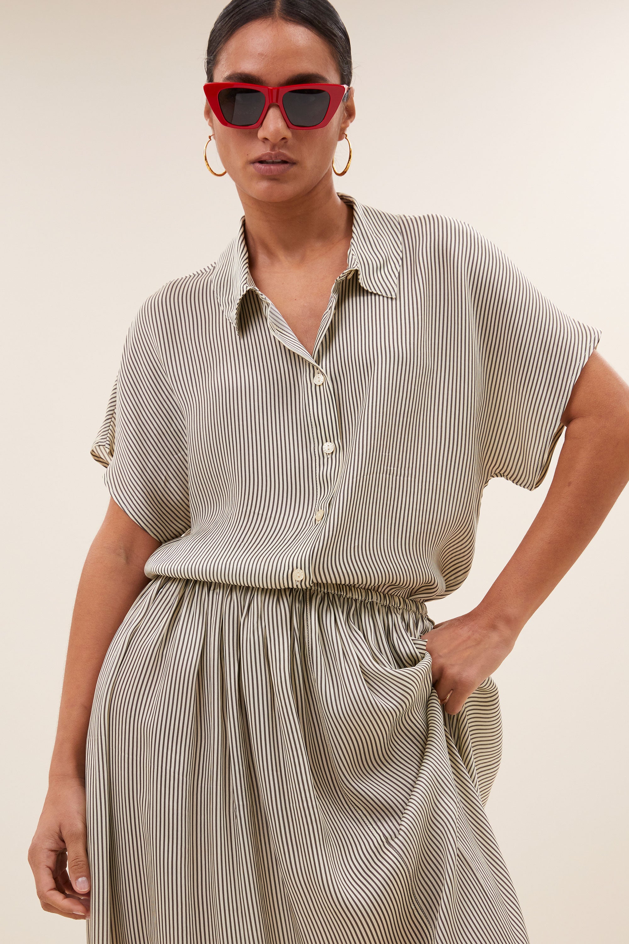 karly viscose stripe blouse | graphite stripe print