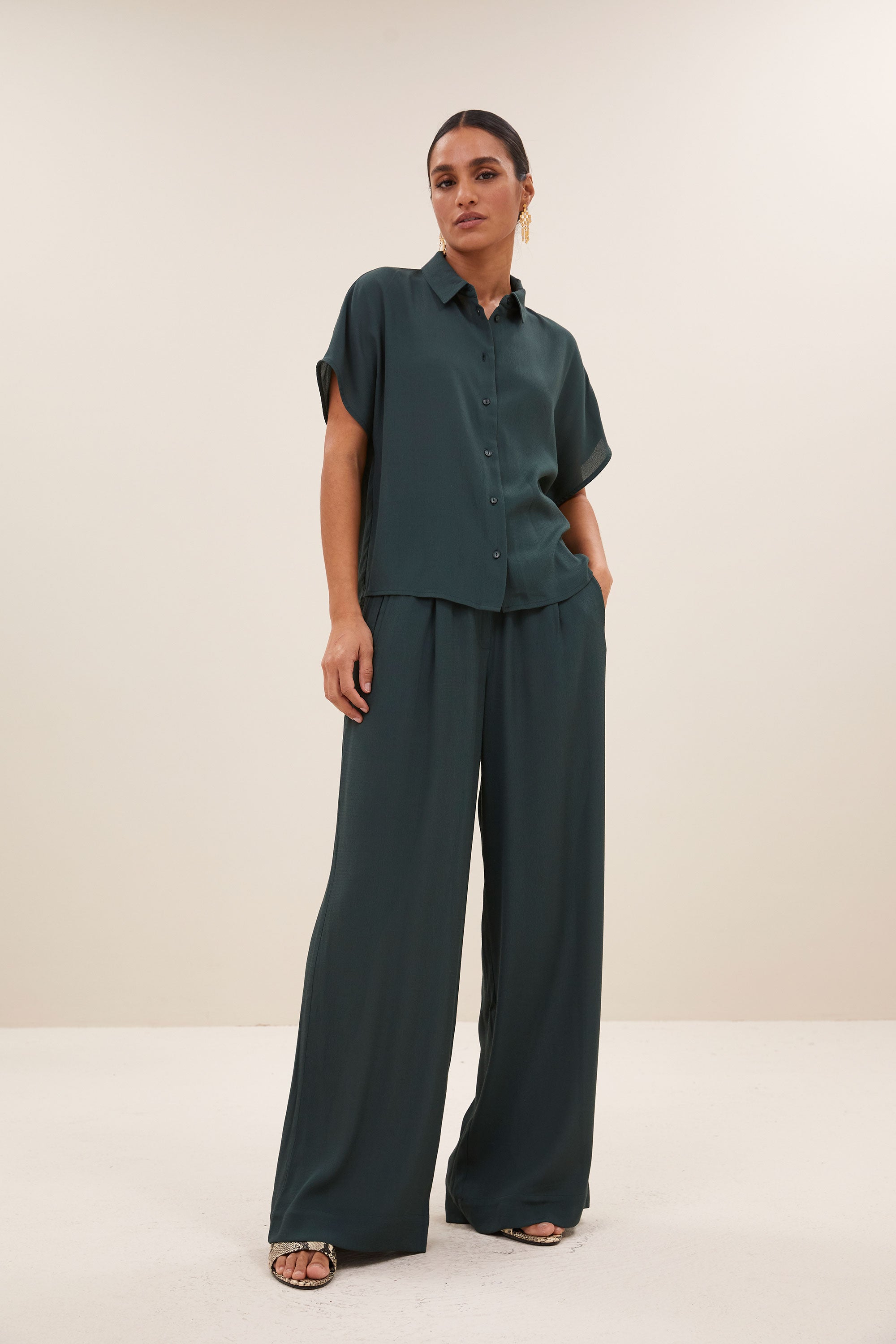 karly viscose blouse | dried basil