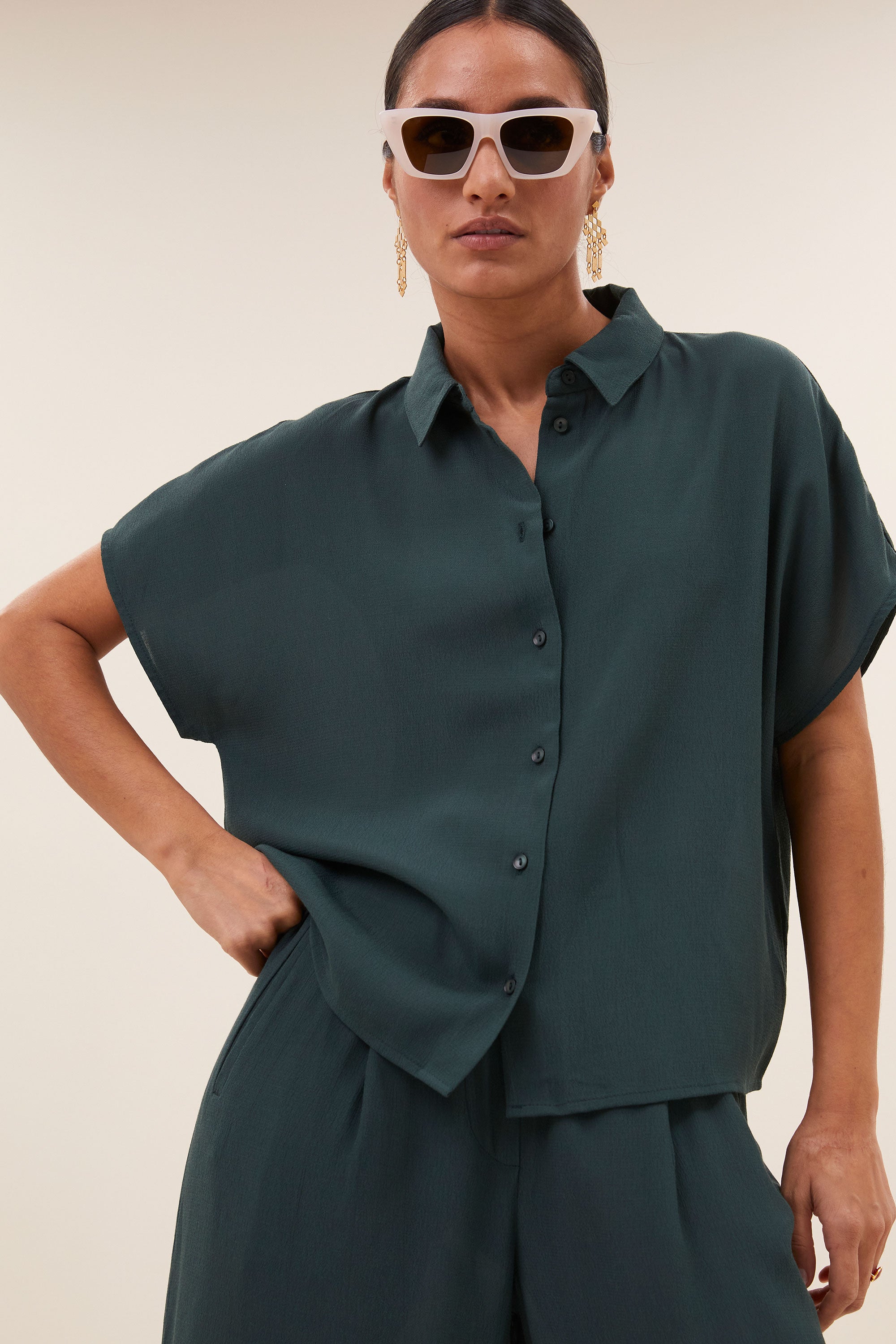 karly viscose blouse | dried basil