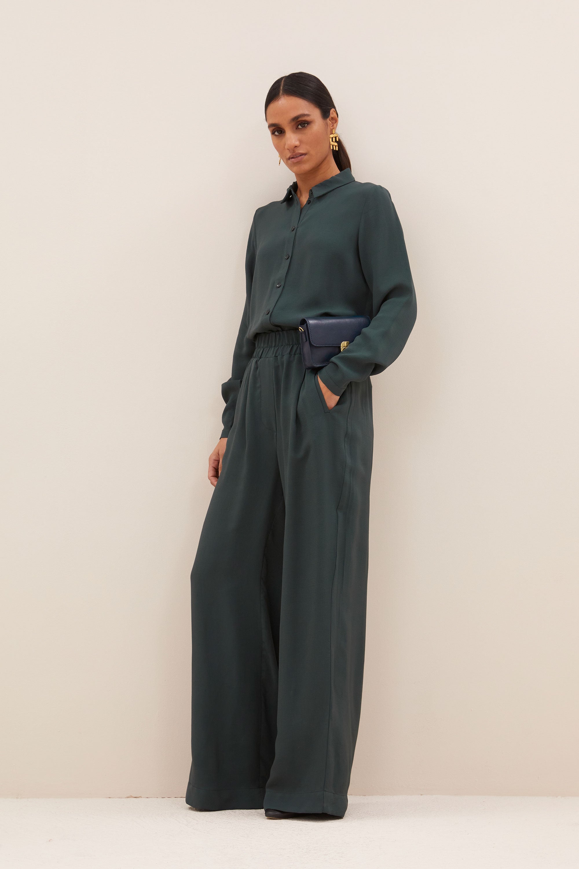 donna satin stripe blouse | dried basil