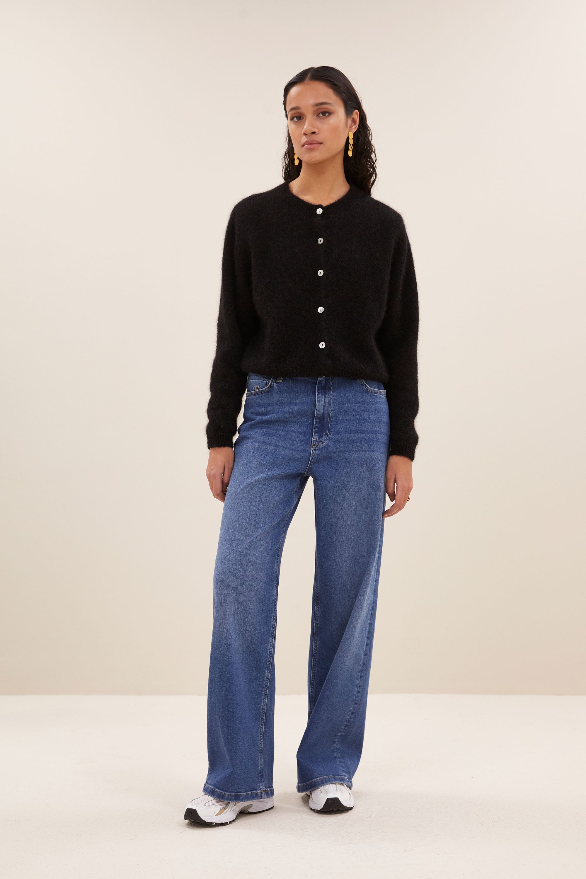 cleo natural cardigan | black