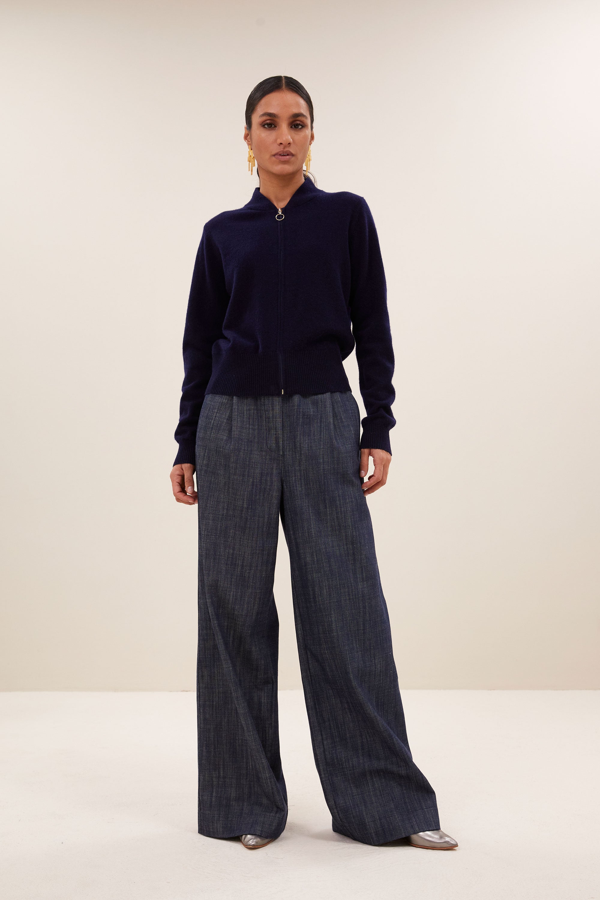 zipp cardigan - midnight, casual fit, must-have essential, ritssluiting - by-bar - aanvullende foto