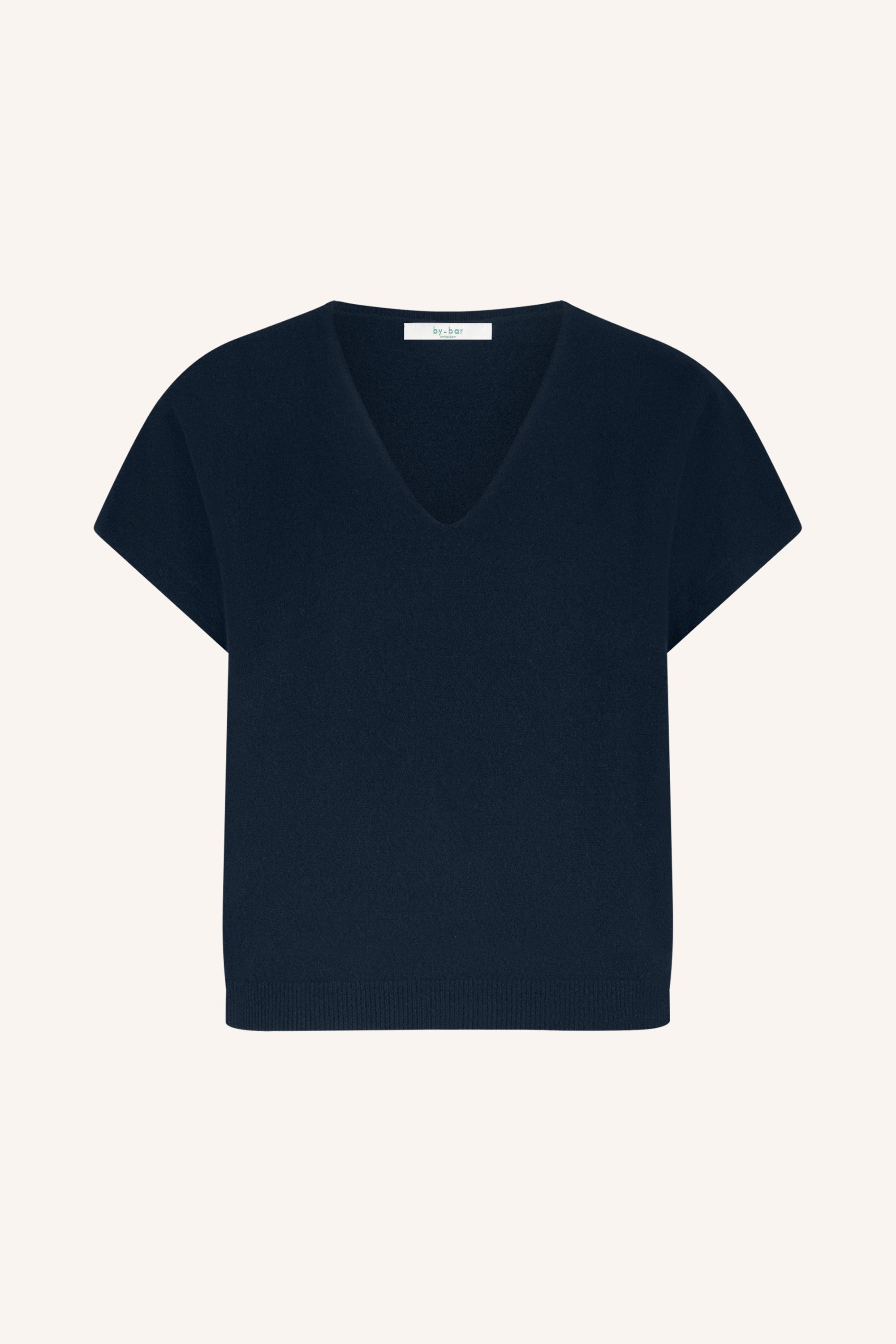 sil v-neck pullover | midnight