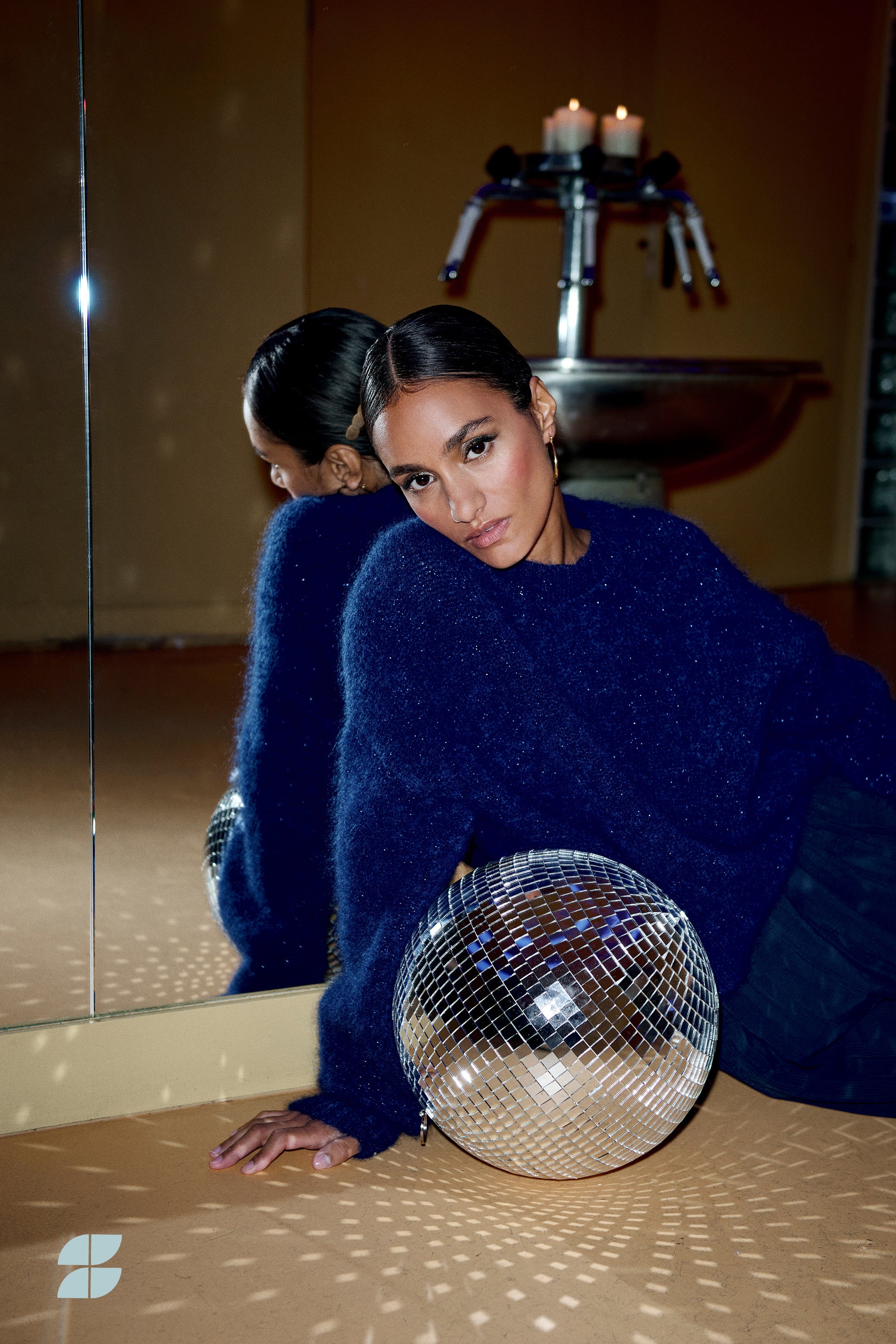 sonny sparkle pullover | queens blue