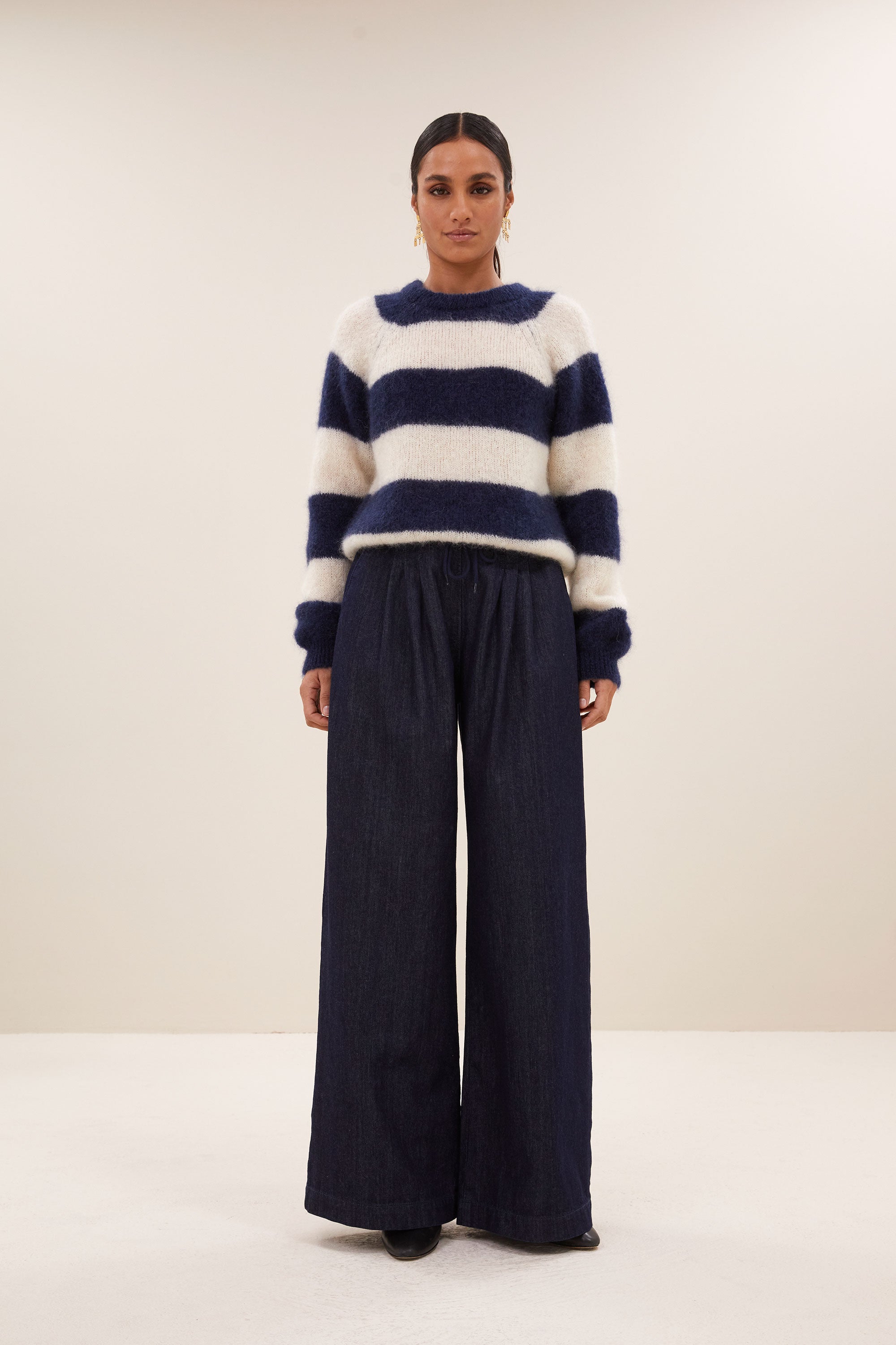 sian stripe pullover - midnight stripe, all-time classic, losvallende pasvorm, mix van mohair - by-bar - vooraanzicht