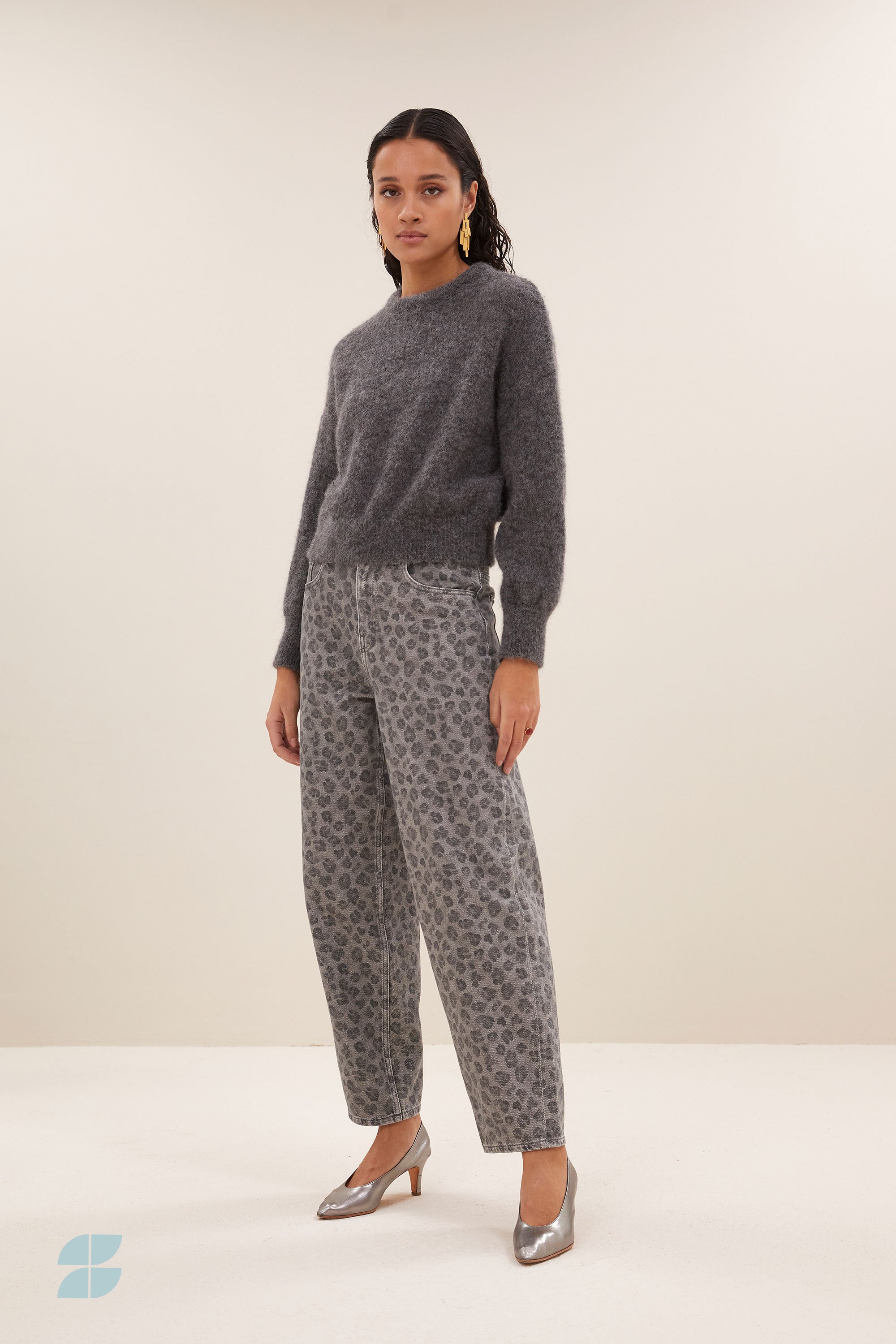 sonny natural pullover - dark grey melee, alpacamix kwaliteit, must-have essential, ribgebreide randen - by-bar - vooraanzicht