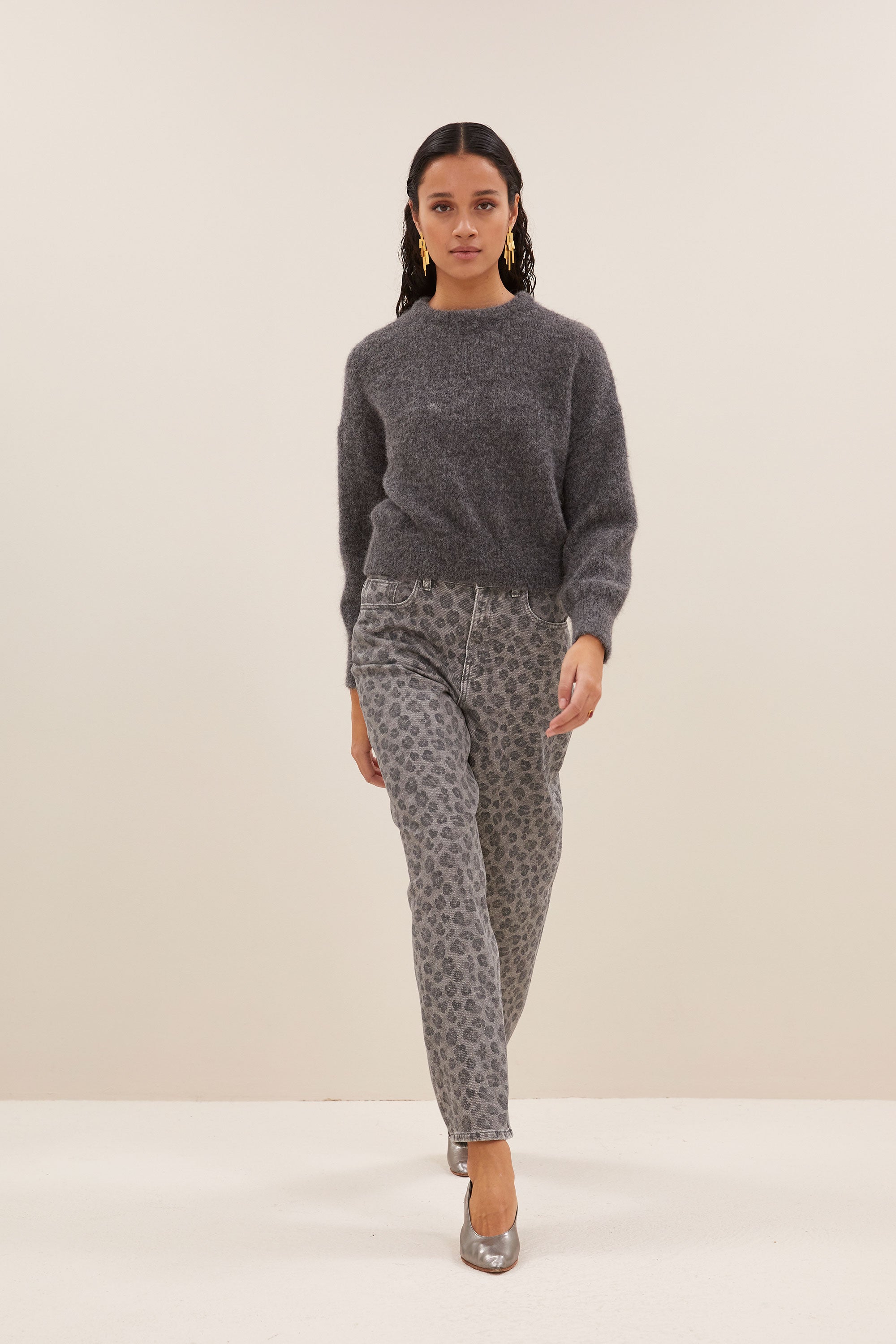 sonny natural pullover - dark grey melee, alpacamix kwaliteit, must-have essential, ribgebreide randen - by-bar - extra