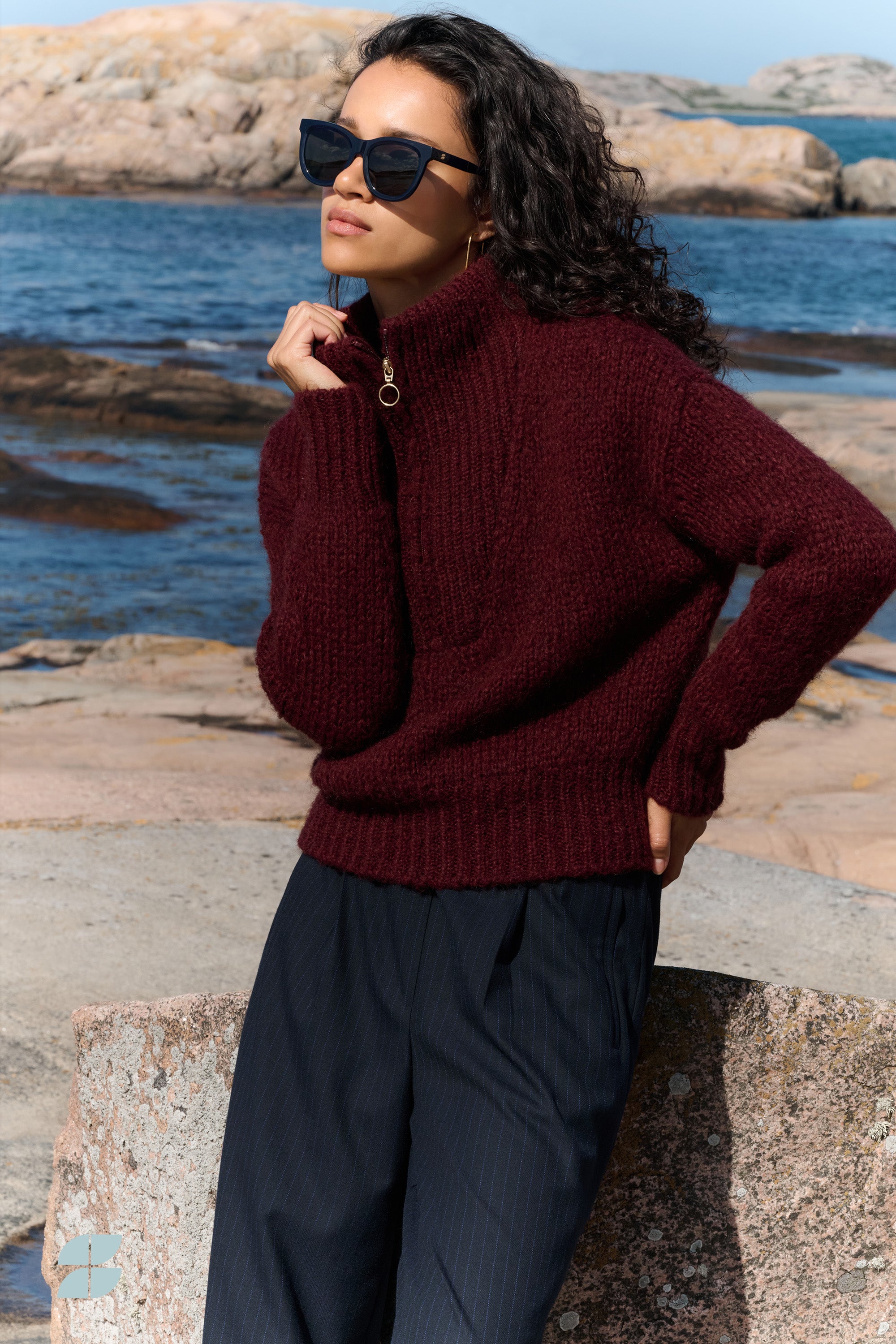 boxy beau pullover | wine
