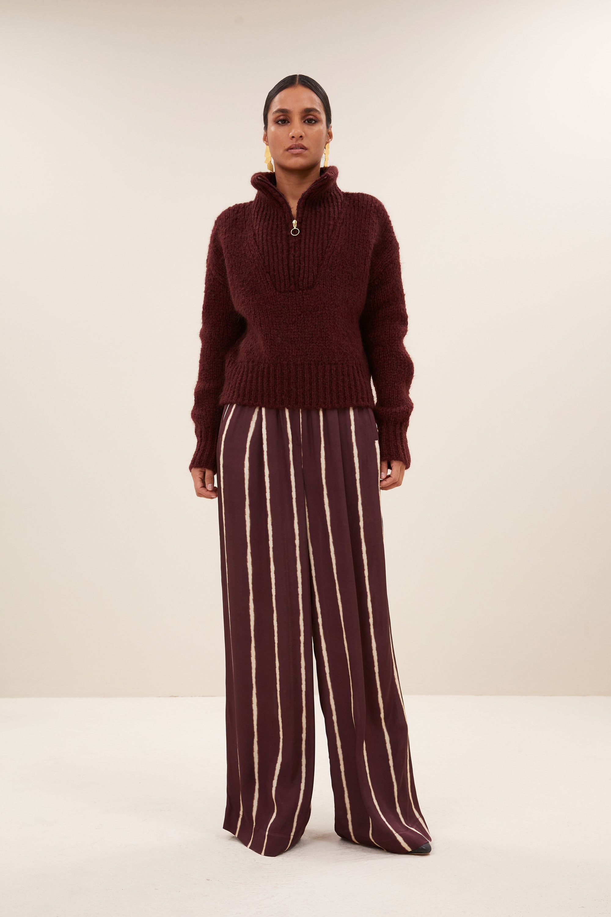 boxy beau pullover | wine