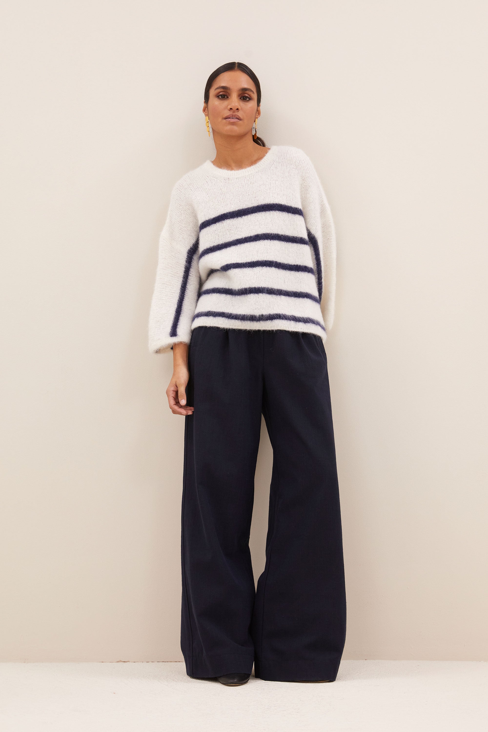 fleur stripe pullover - marine stripe, vleermuis mouw, losvallende pasvorm, wolblend - by-bar - extra