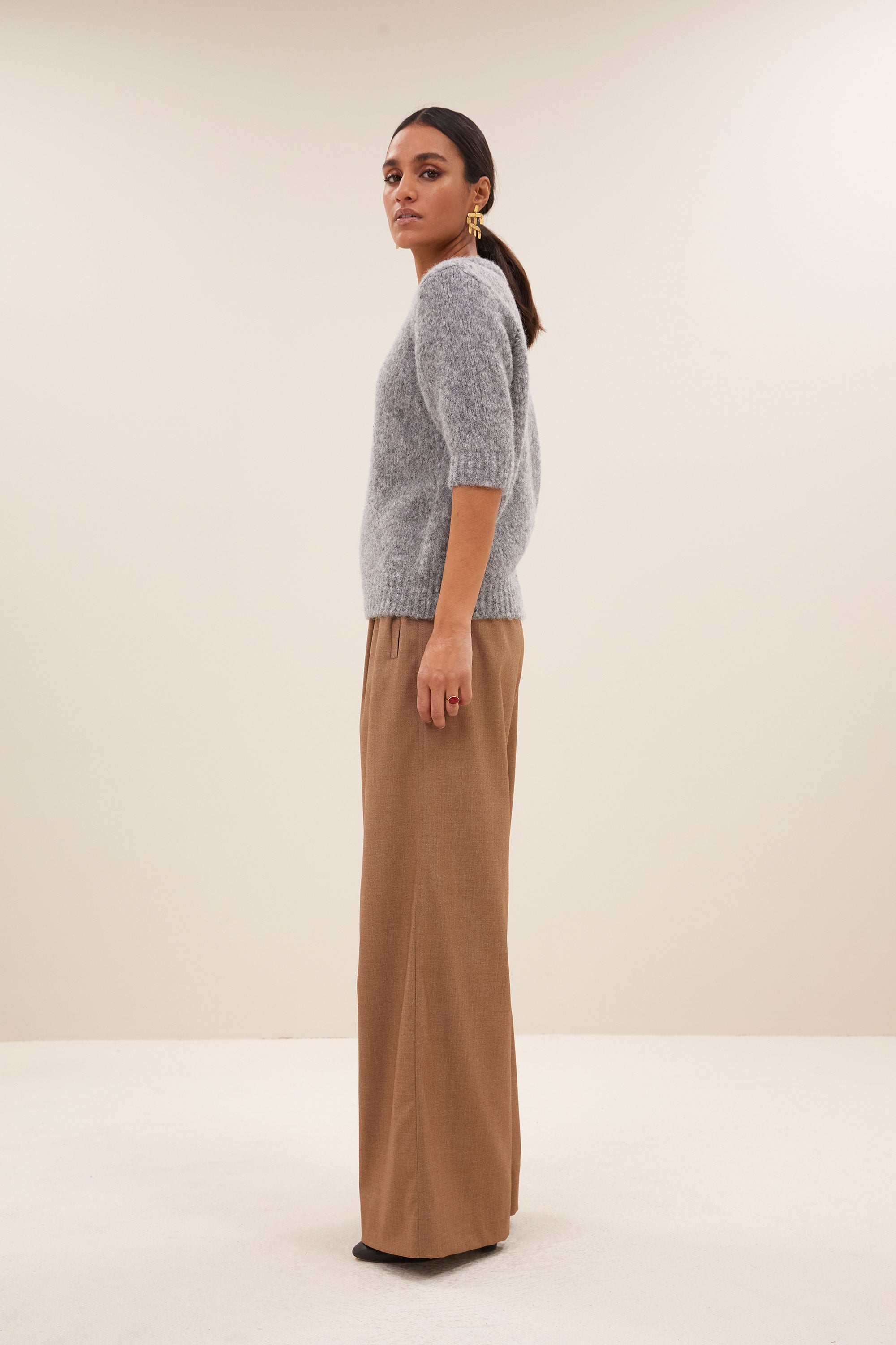 lova bulky pullover - grey melee, all-time classic, aansluitende fit, wolblend - by-bar - zijaanzicht