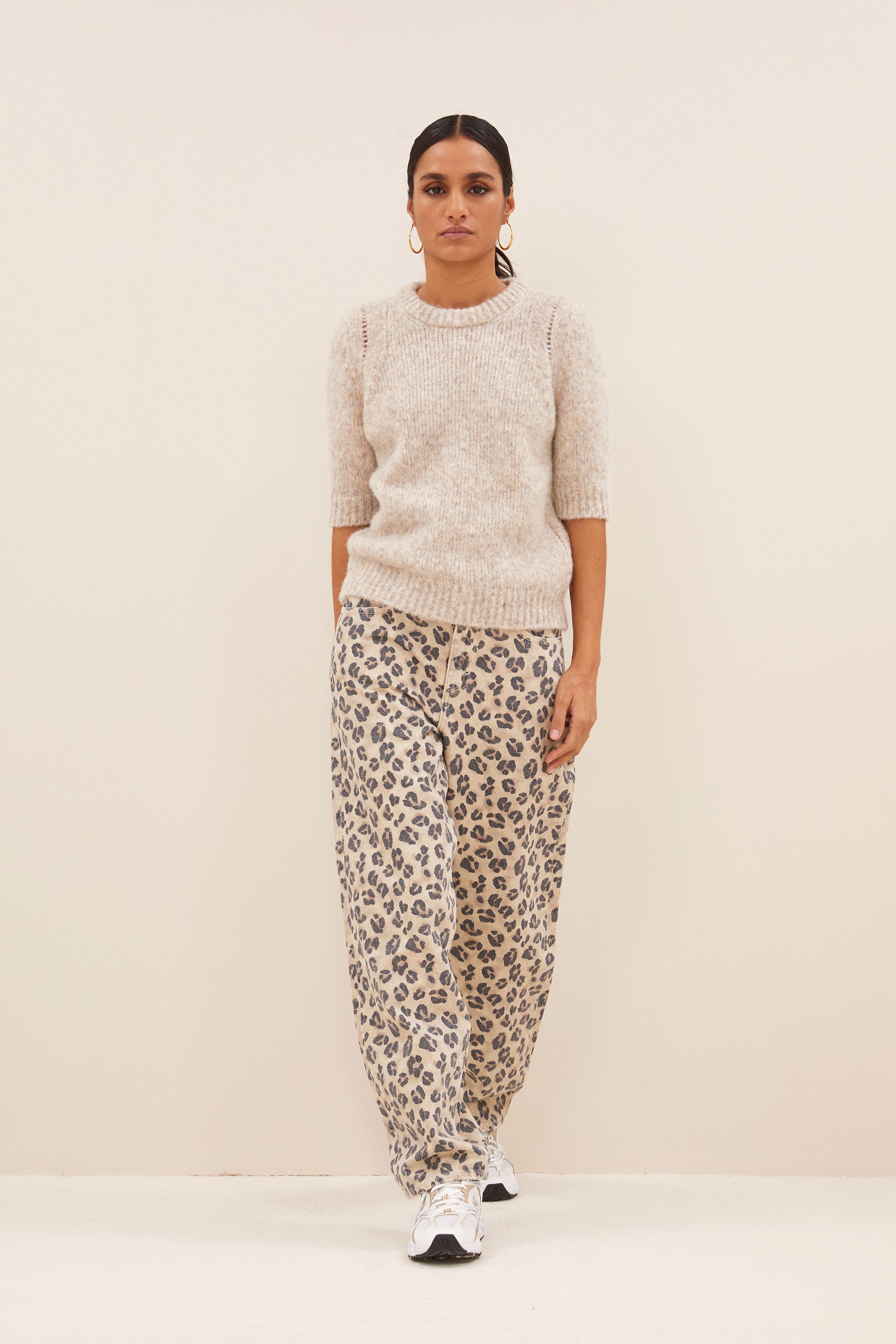 lova bulky pullover - stone melee, all-time classic, aansluitende fit, wolblend - by-bar - zijaanzicht