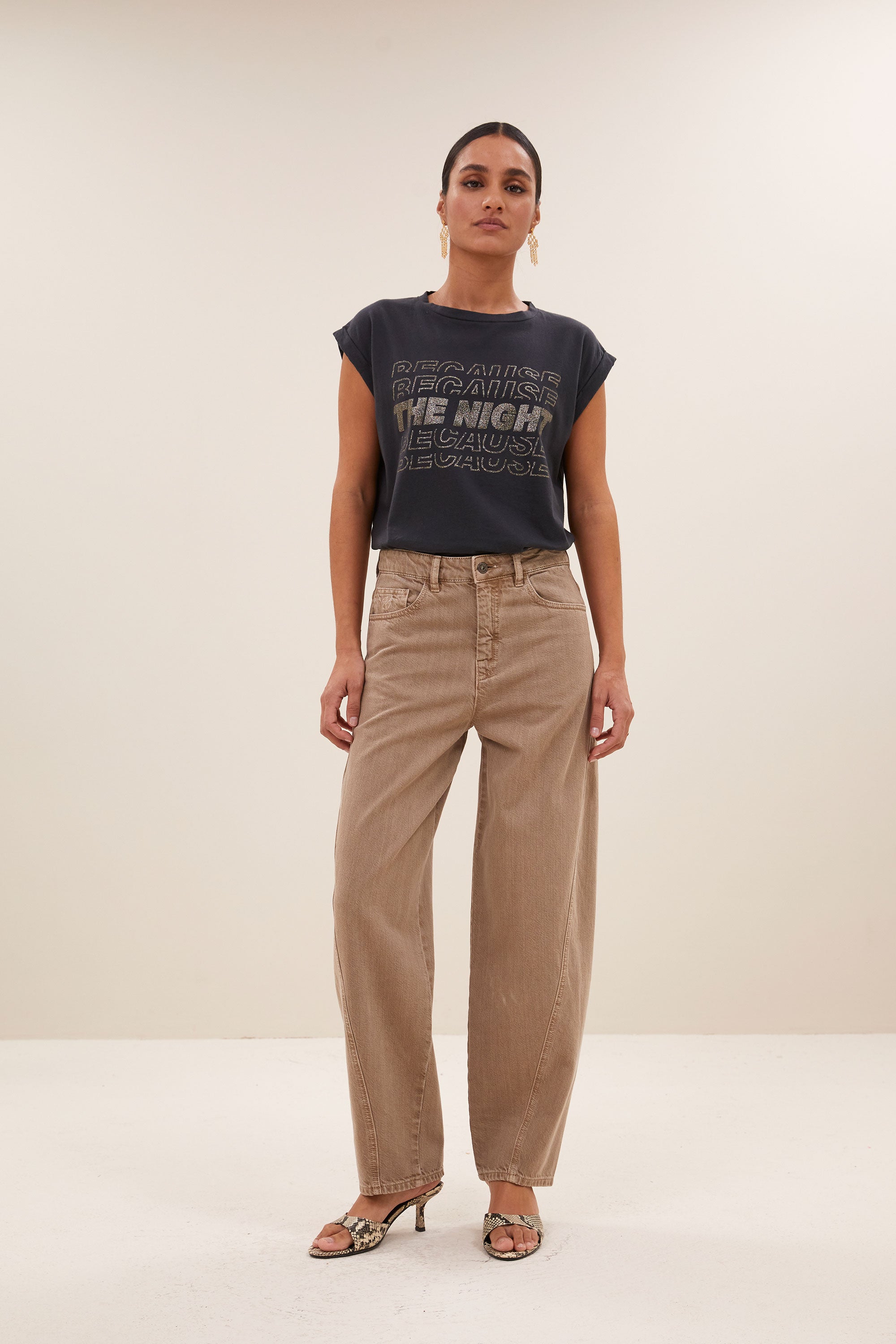 begum sand pants | stone sand