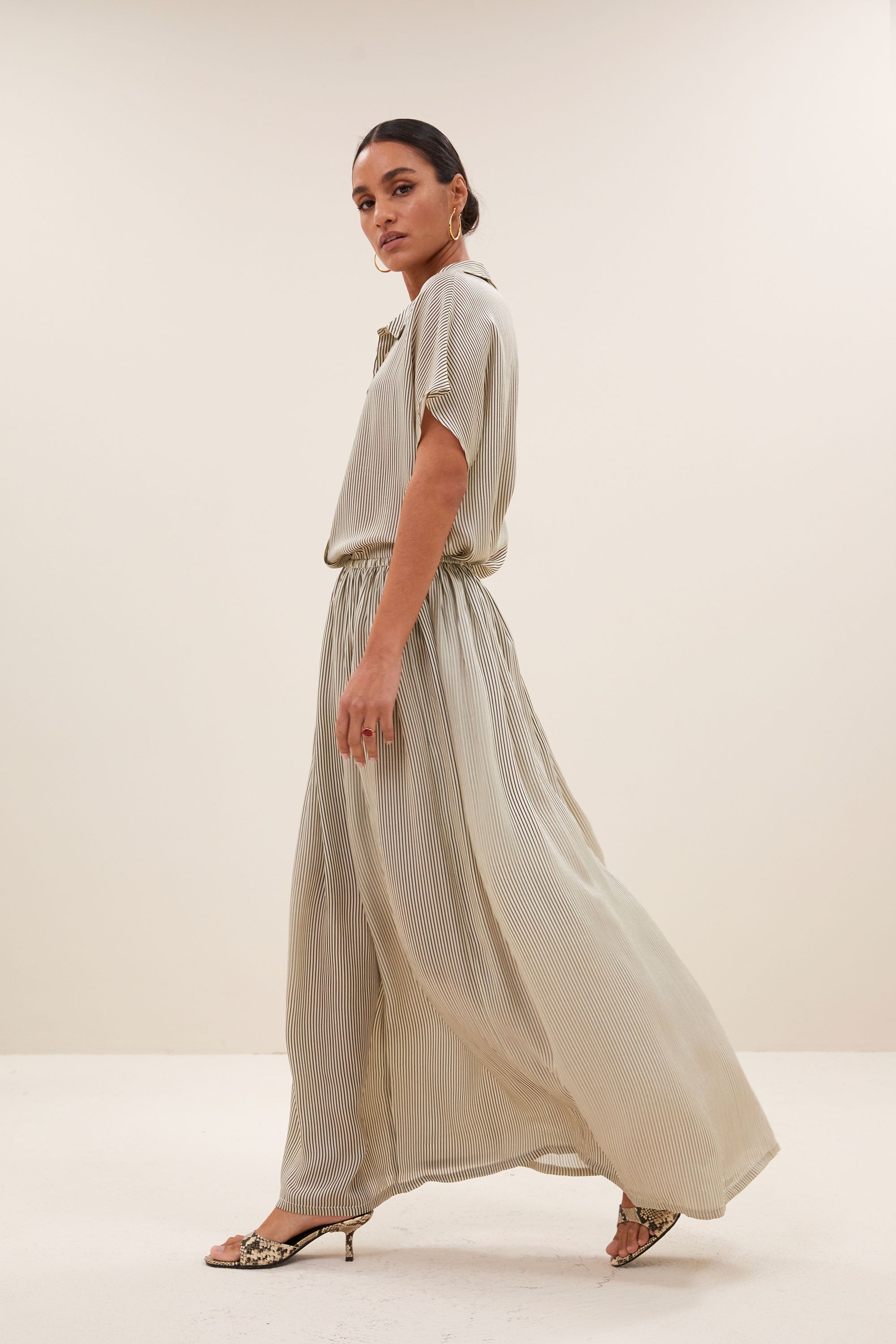 reva viscose stripe skirt | graphite stripe print