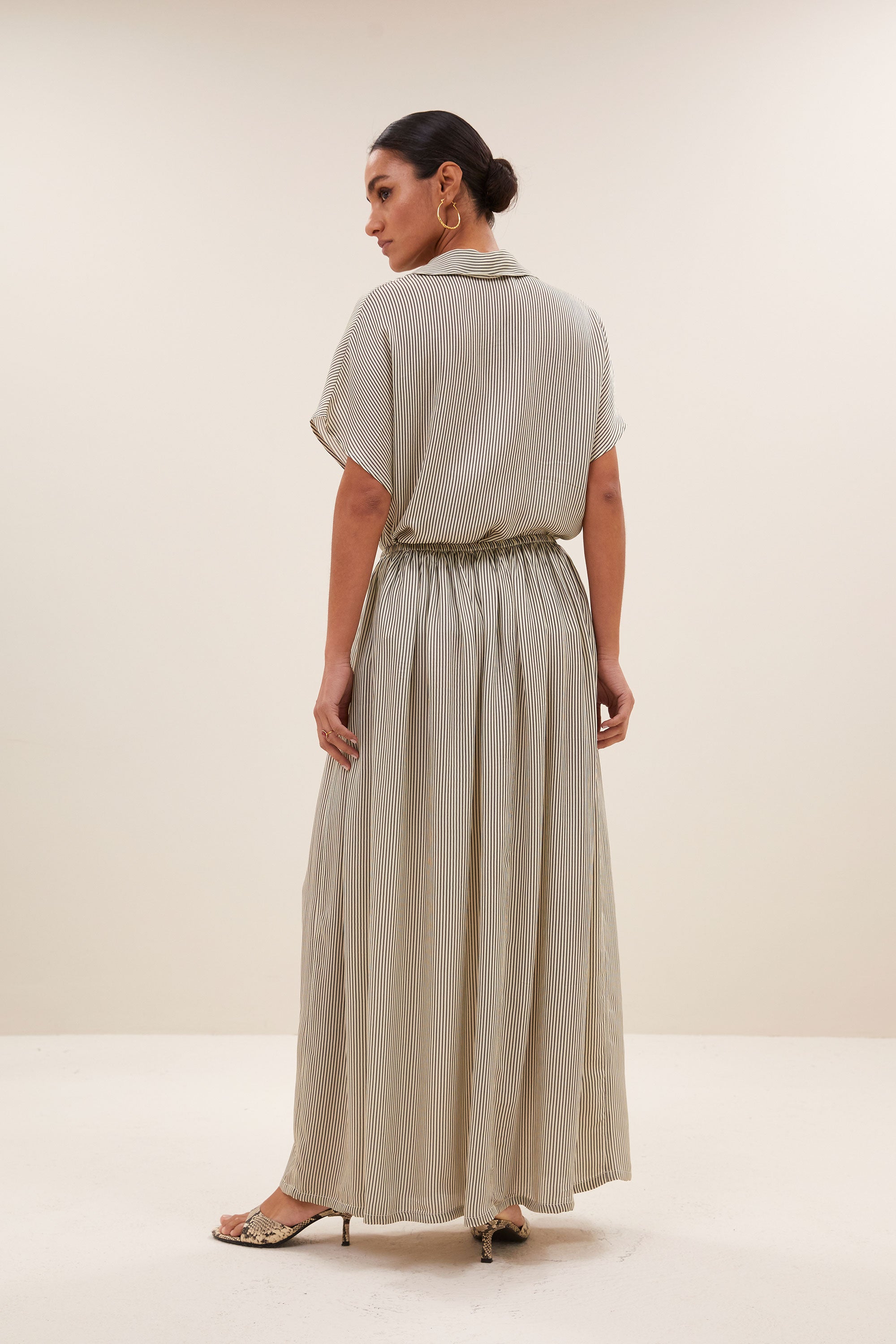 reva viscose stripe skirt | graphite stripe print