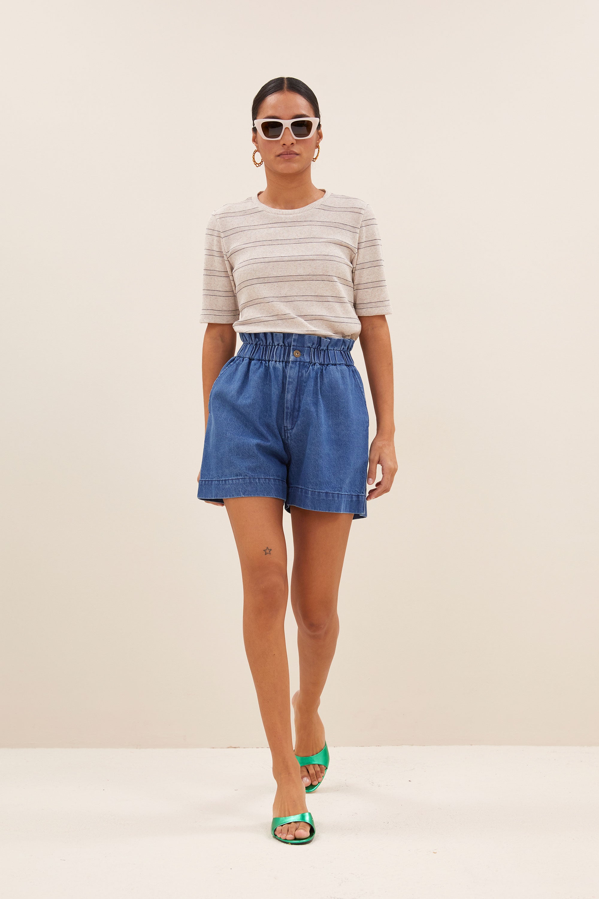 short - leon denim short - medium denim - by-bar