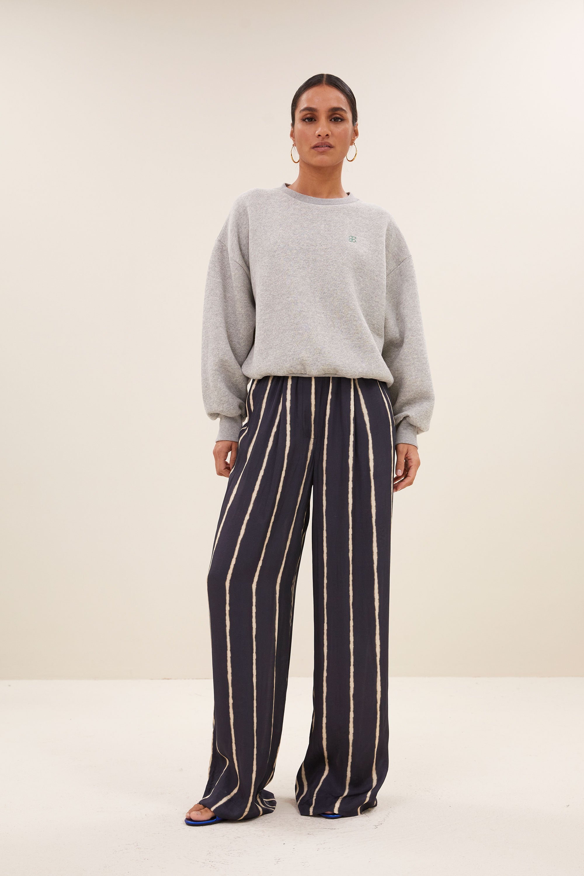 bibi lucky curve sweater | grey melee