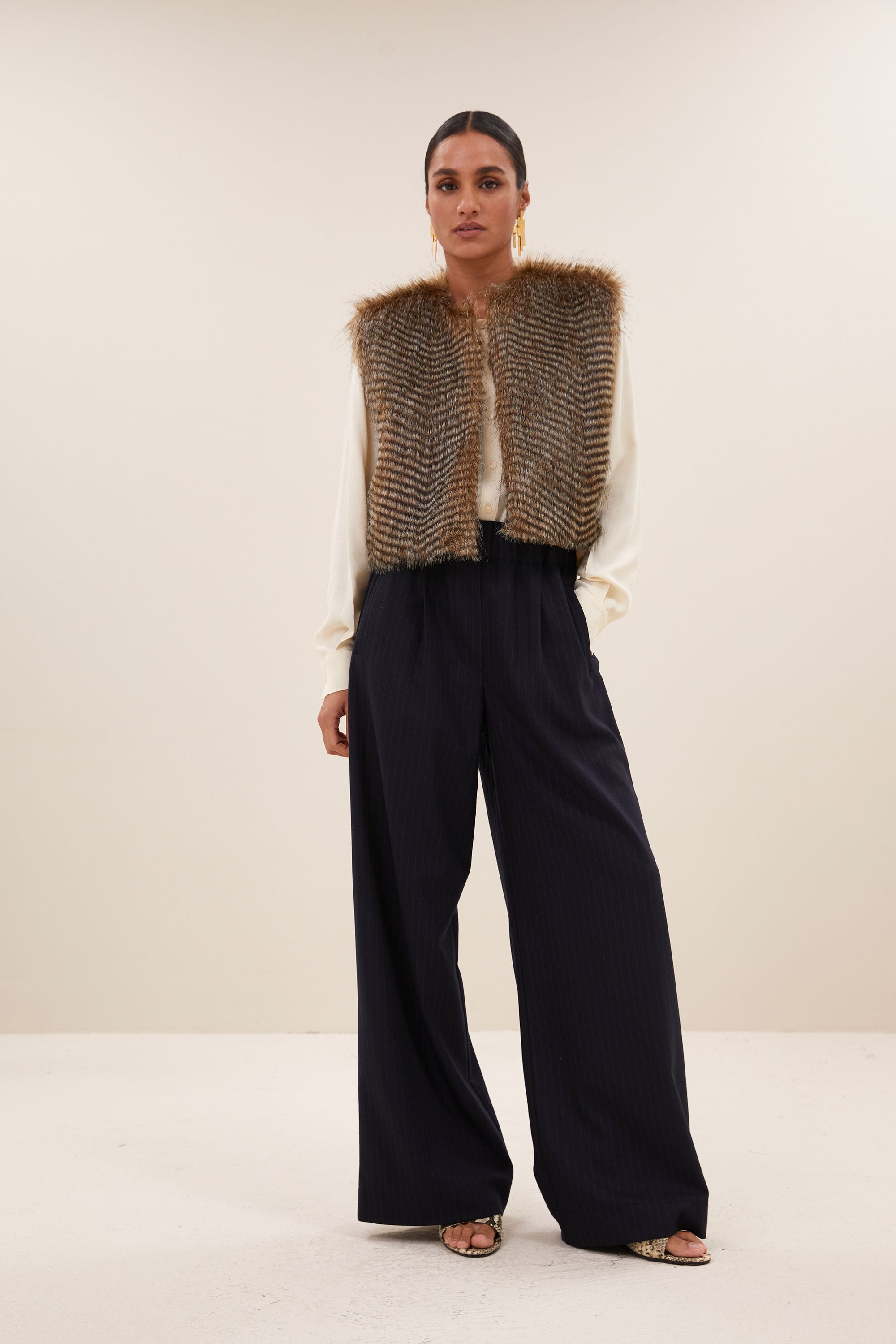 nori faux fur gilet | brown