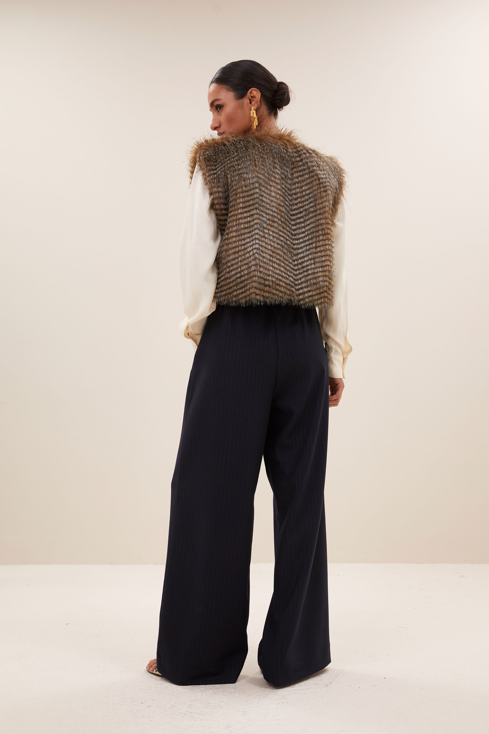 nori faux fur gilet | brown