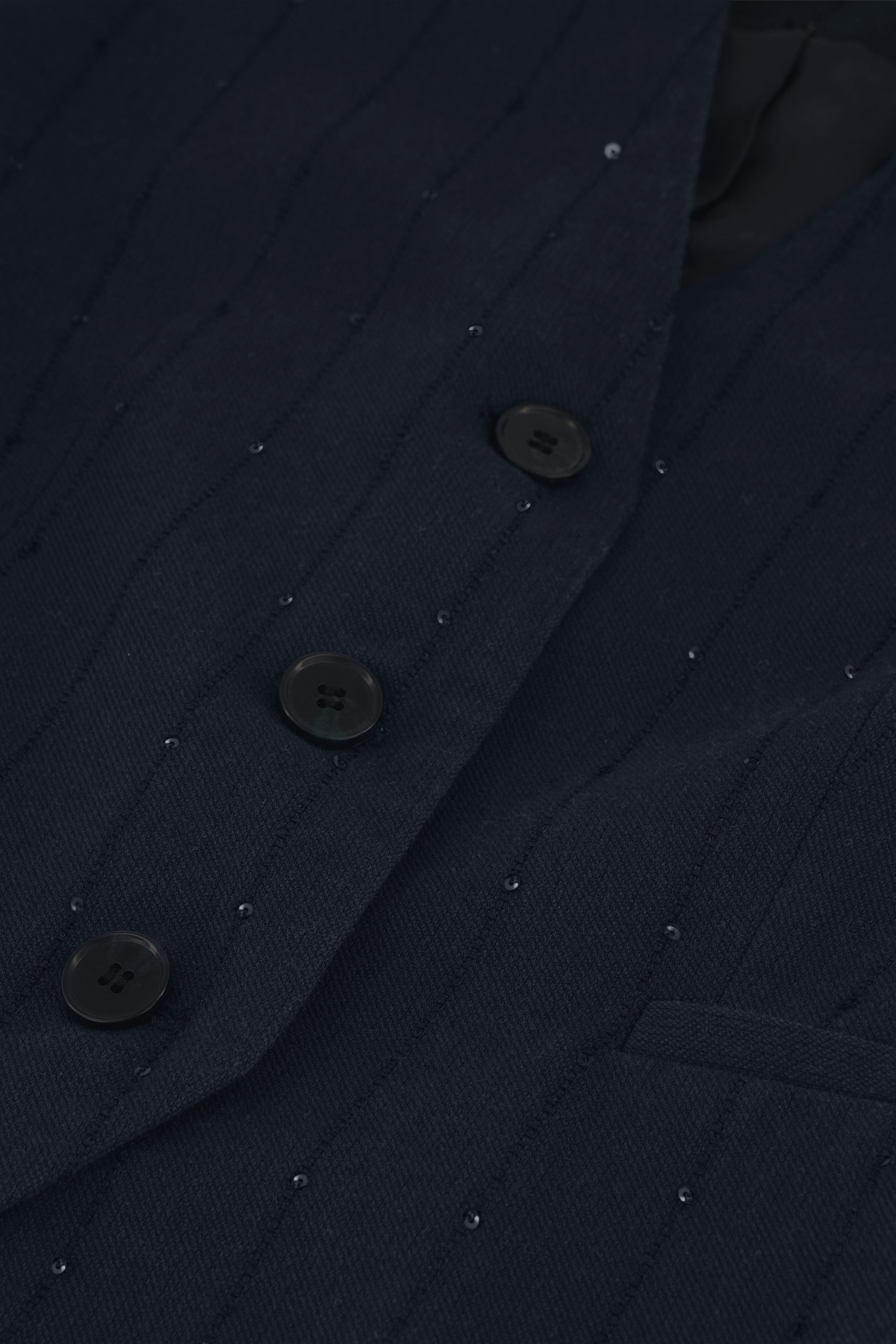 lynn sparkle gilet - navy lurex stripe, aansluitende fit, katoen kwaliteit, subtiel geweven lurex draad - by-bar - achteraanzicht