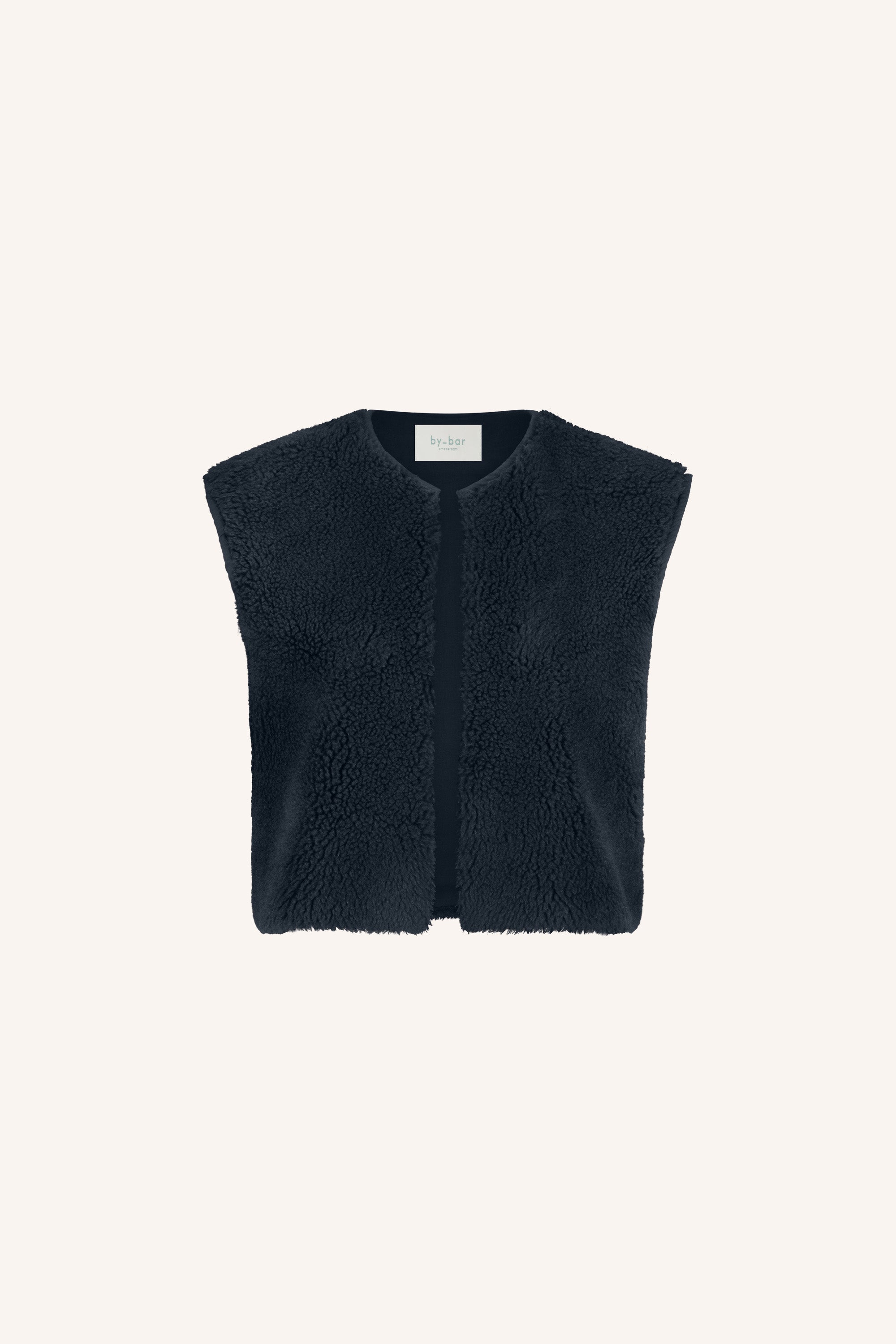 wolly midnight gilet | midnight