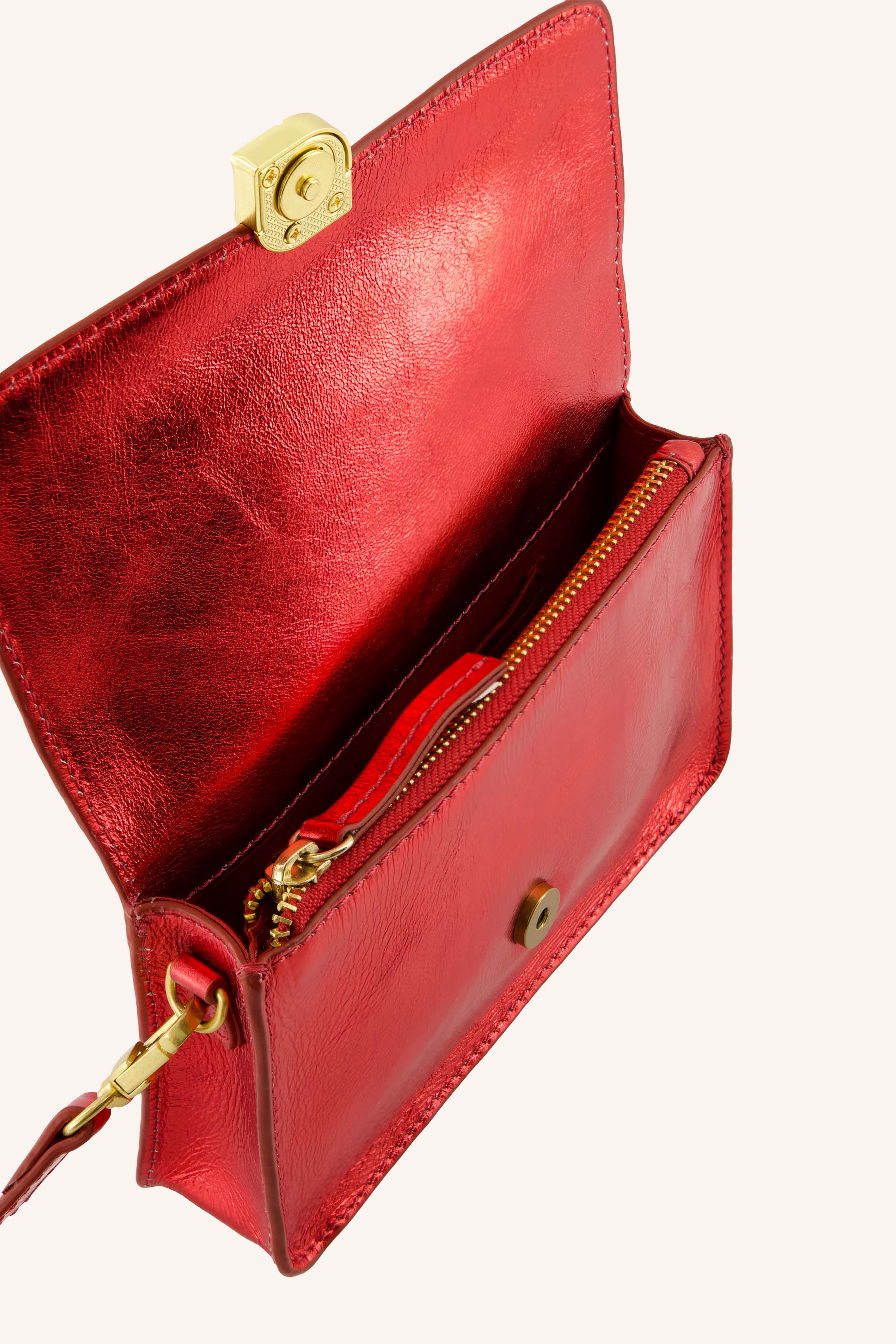 loua gloss bag | scarlet red