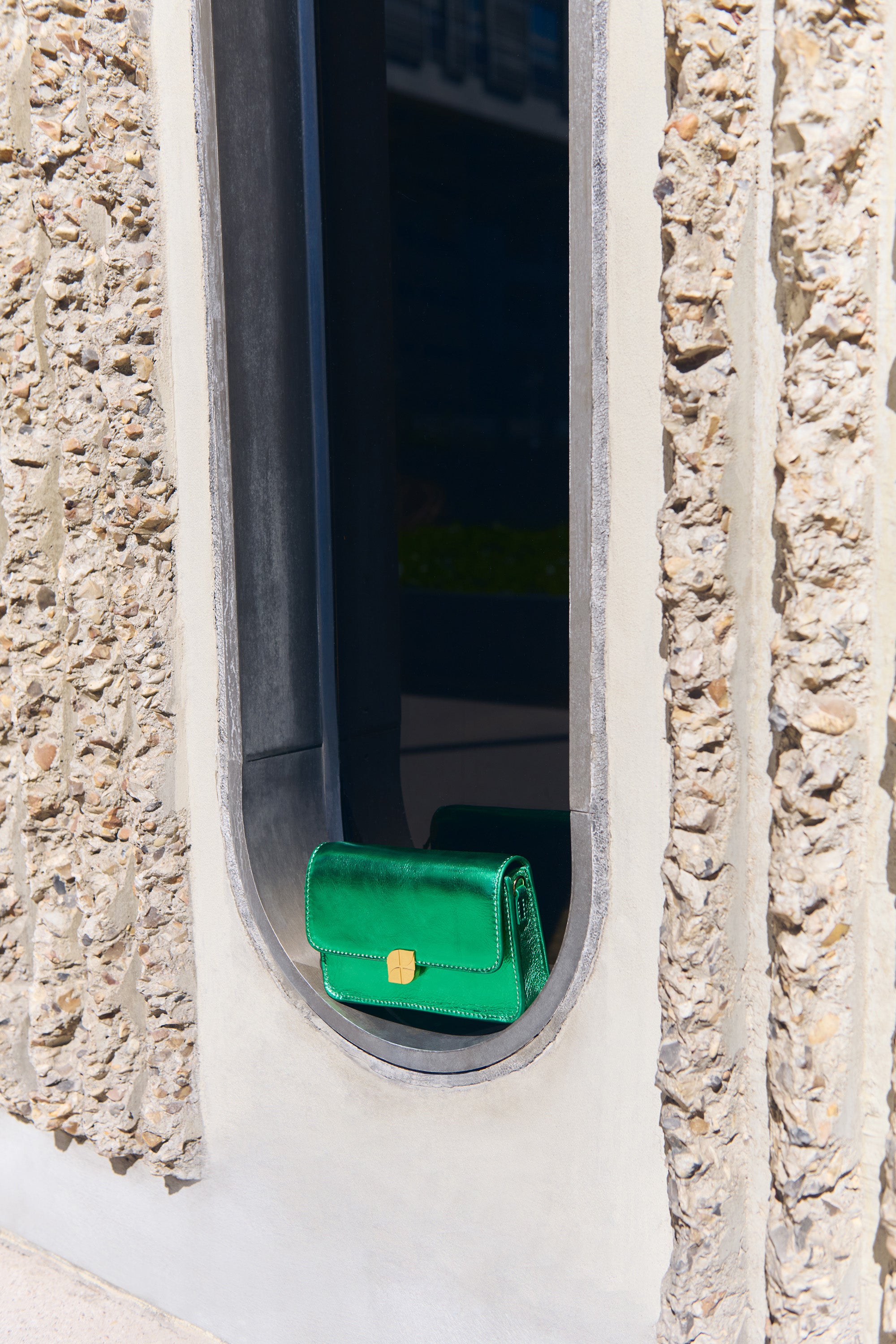 loua gloss bag | electric green