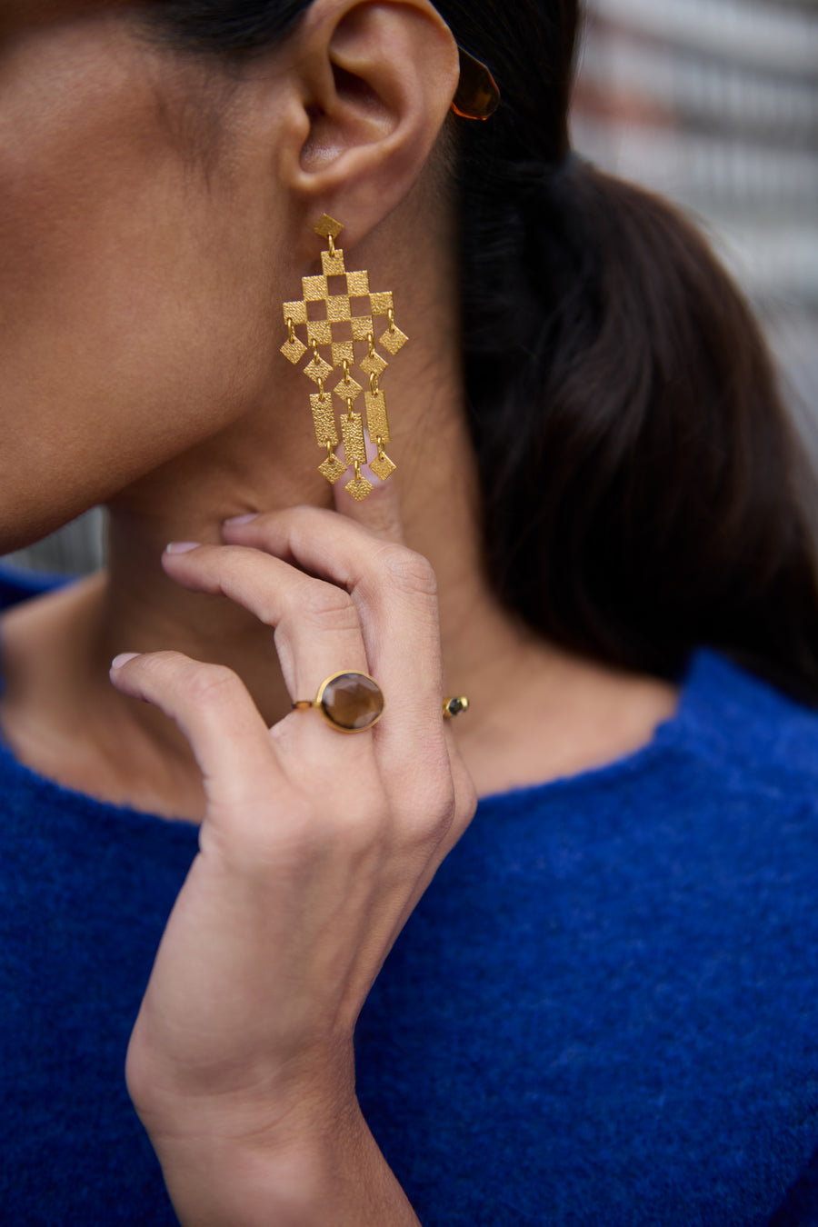 aurora earring | gold