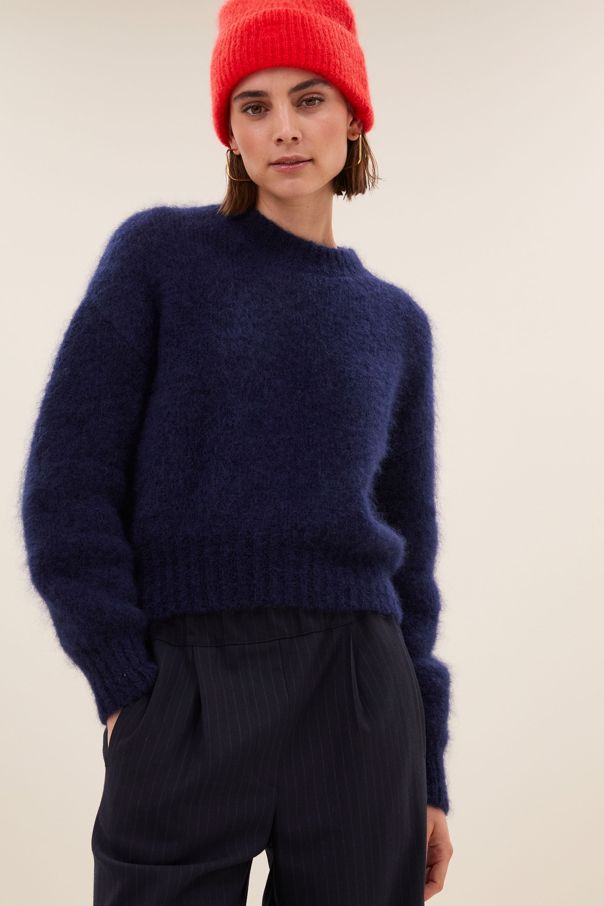 logo beanie | scarlet red