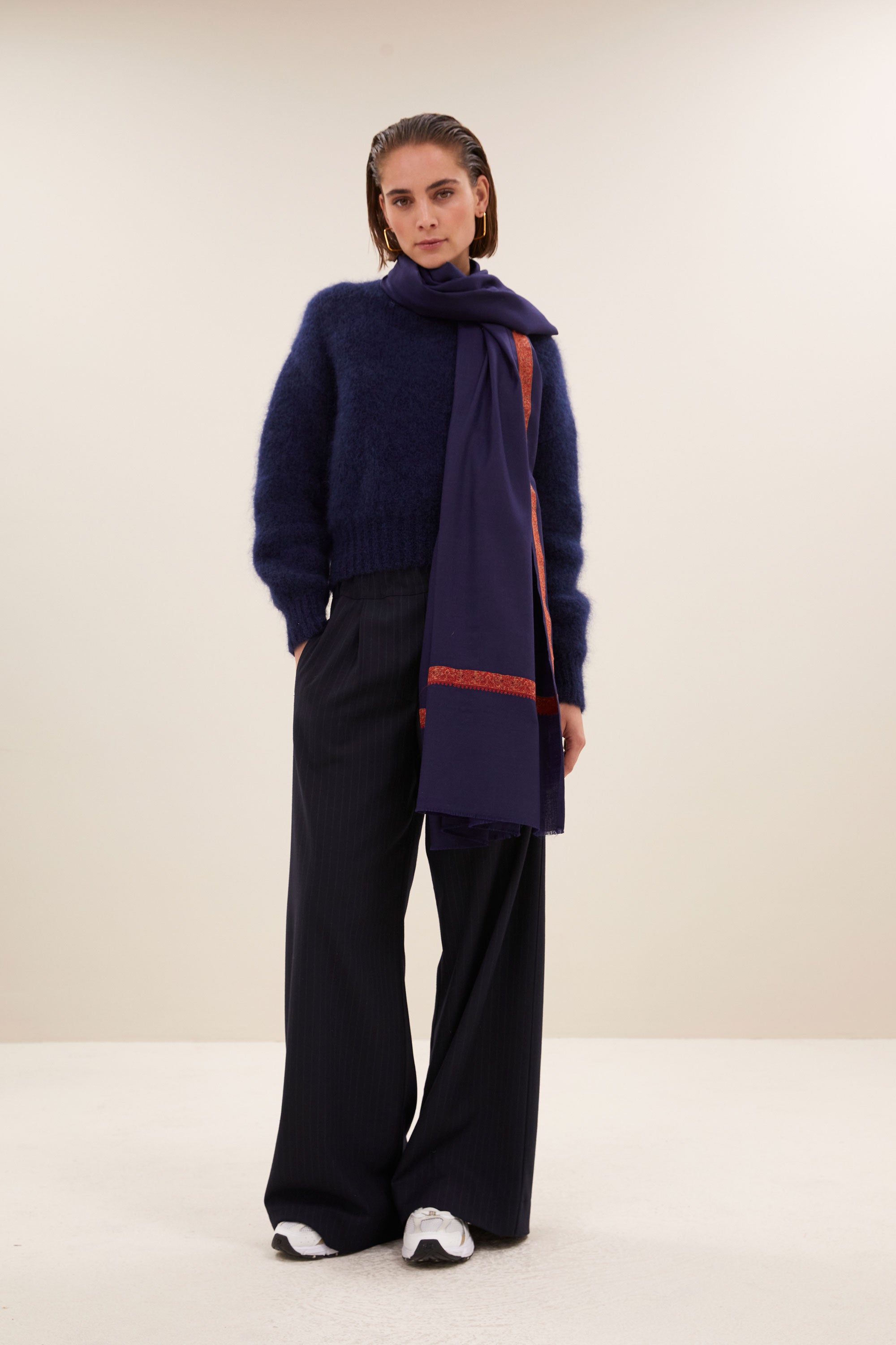 liora scarf - deep blue, embroidery, perfecte shopper - by-bar - extra