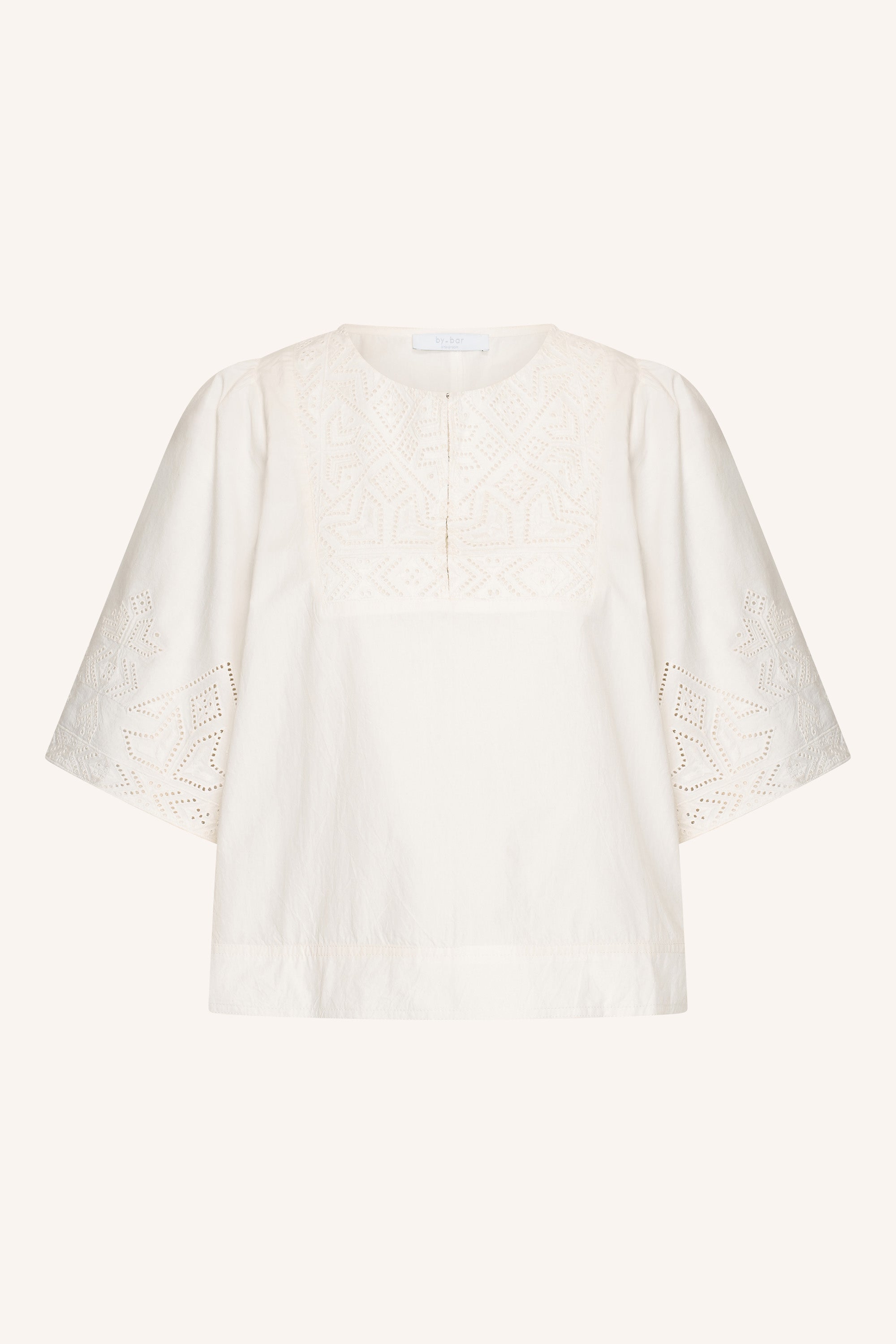 olivia embroidery blouse | cloud white