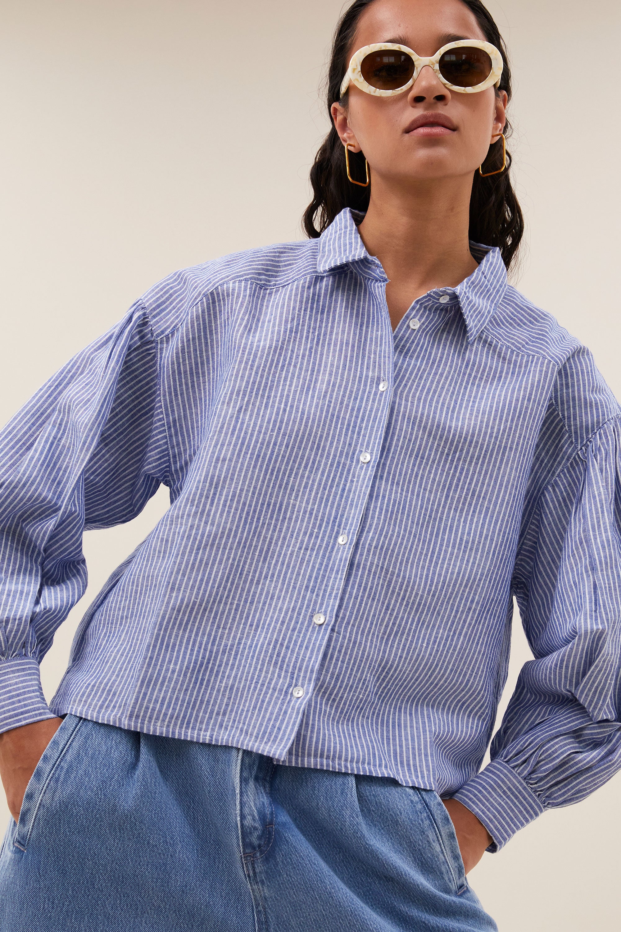 sarah short linen blouse | blue stripe