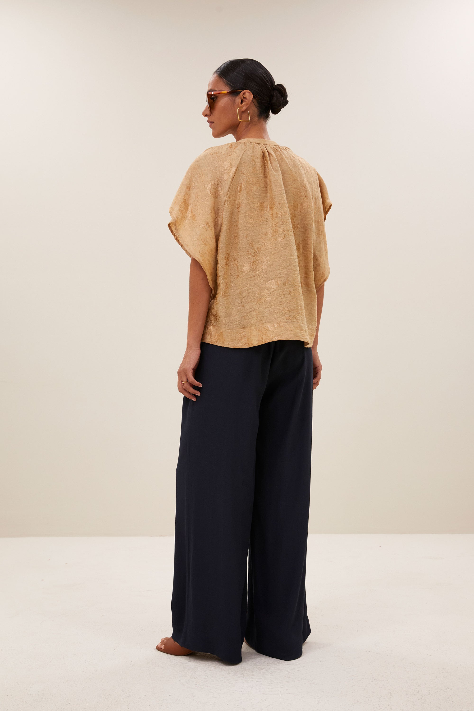 vina jacquard blouse | desert