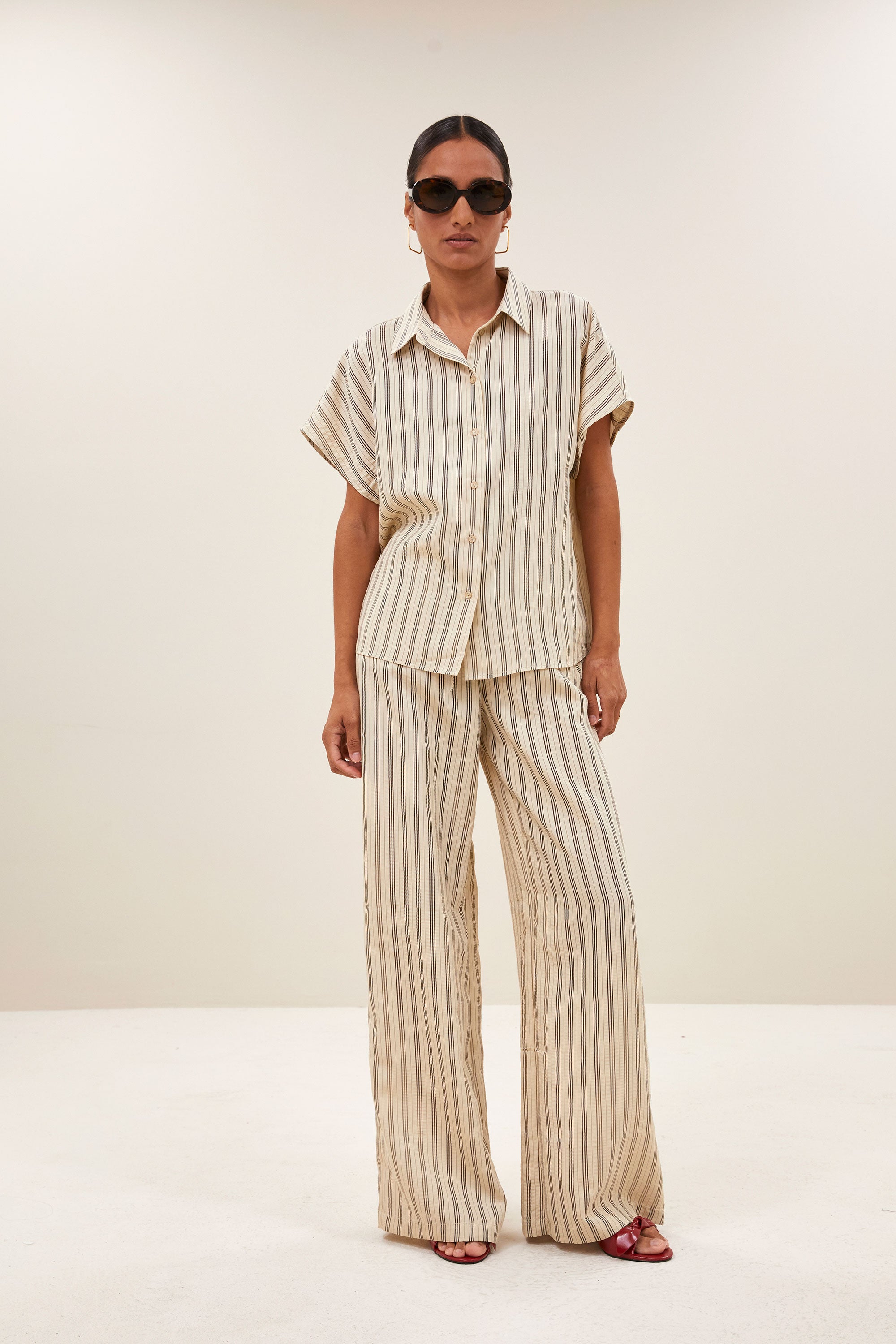 barley seer stripe blouse | jet black stripe