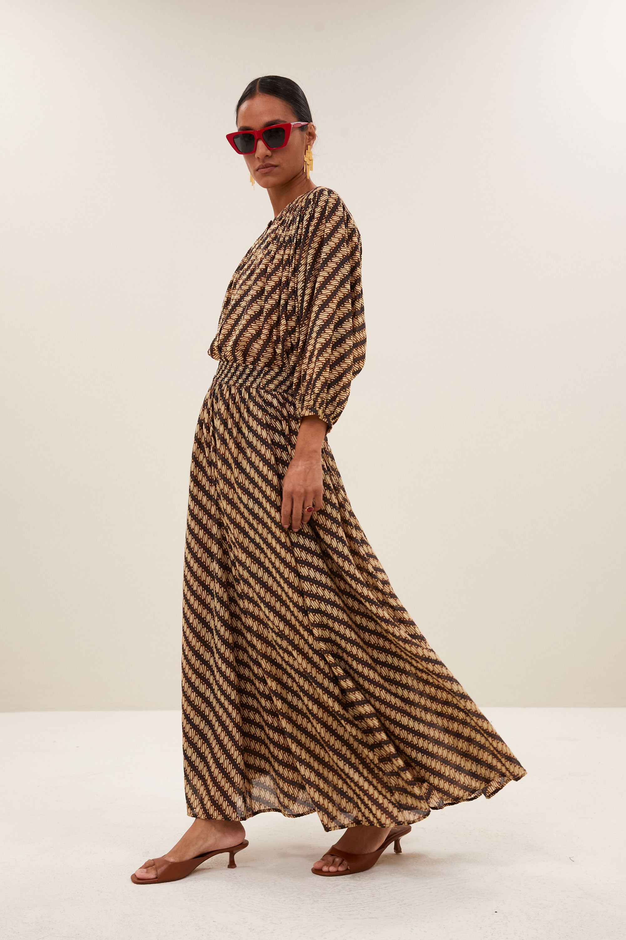 becky manilla blouse | manilla print