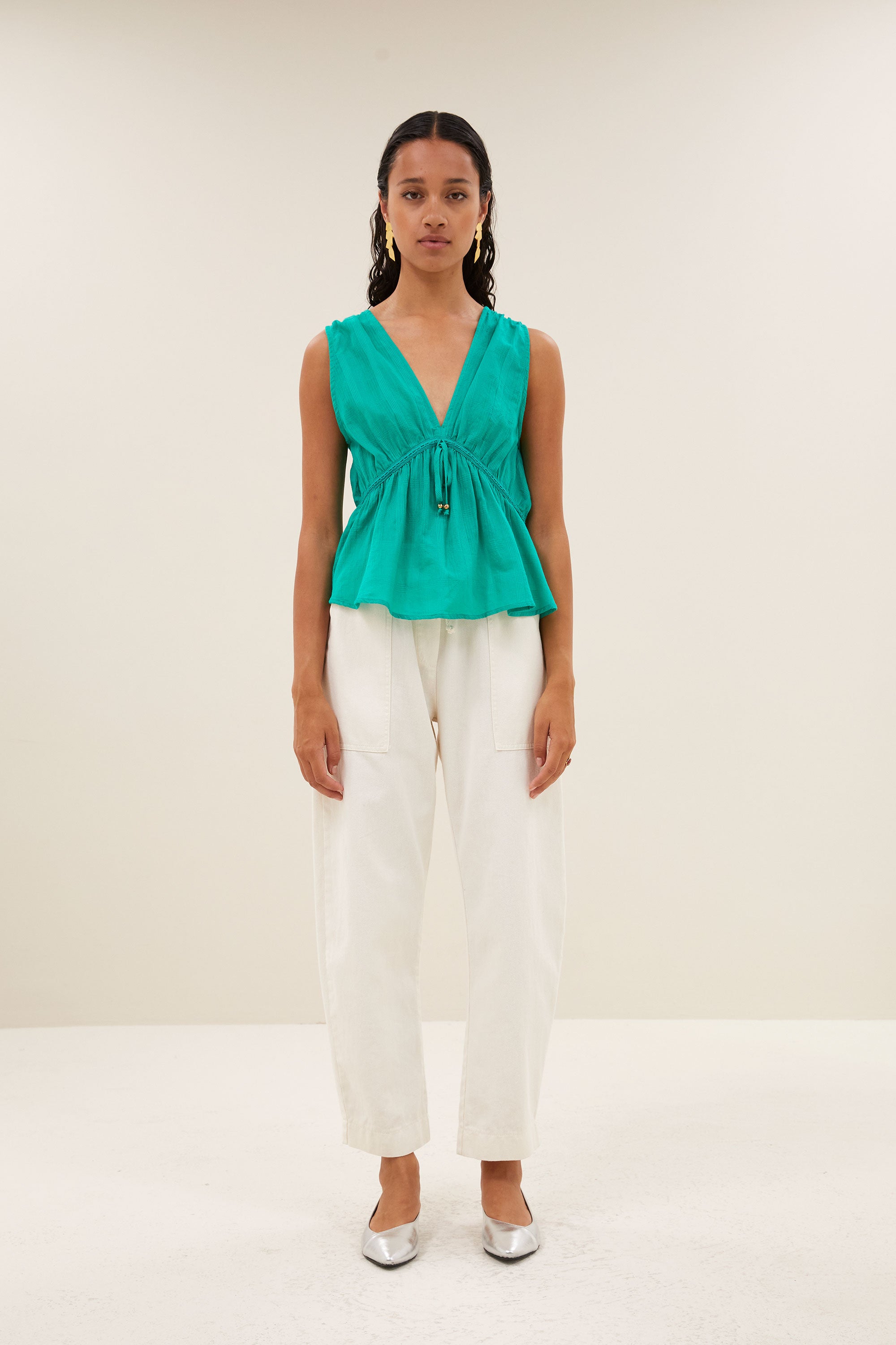 meryl dobby top | lucky green