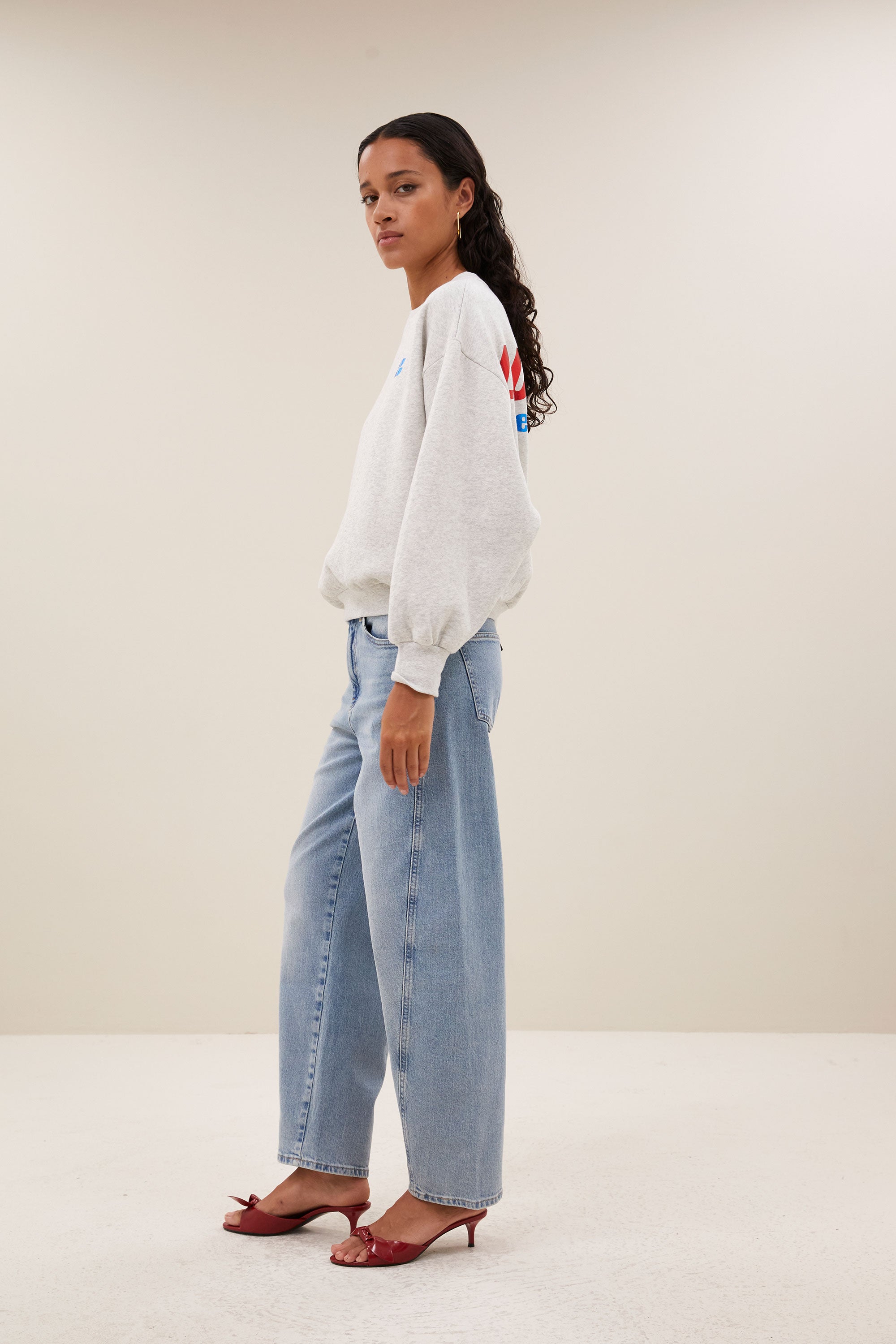 begum jeans | light denim