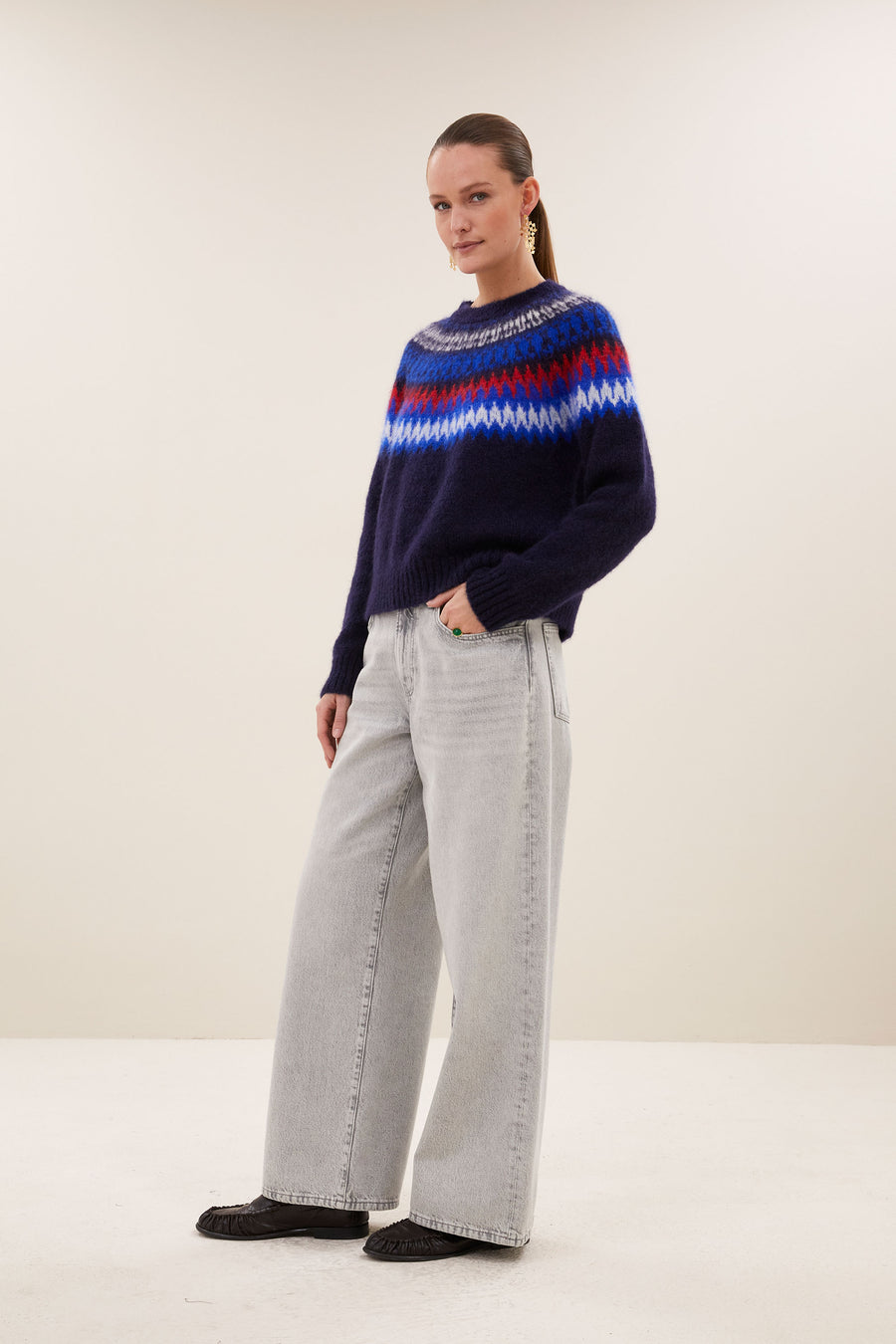 lilo-jeans-light-grey-denim-normale taille-losvallende pasvorm-must-have essential-by-bar-zijaanzicht